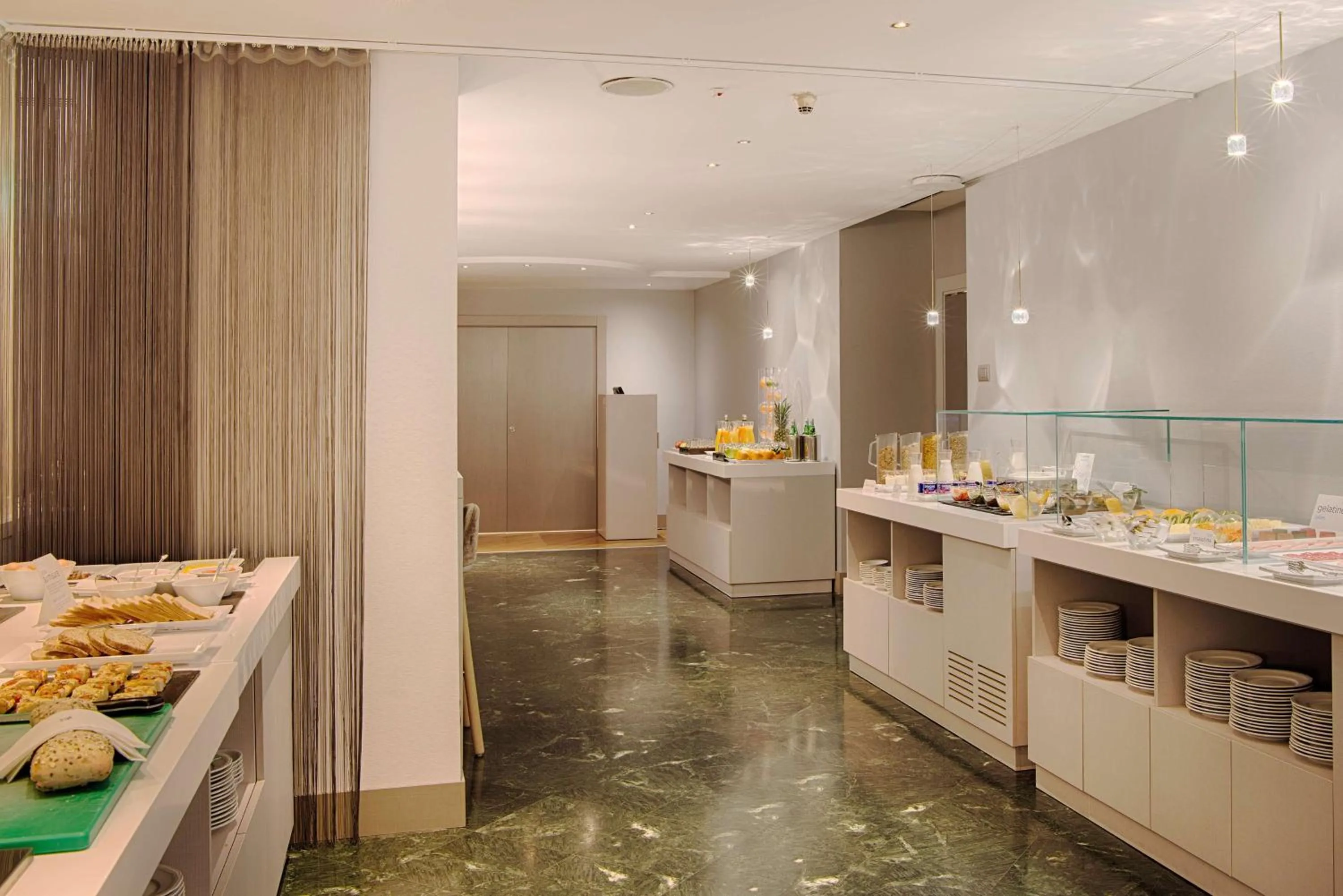 Breakfast in NH Torino Centro