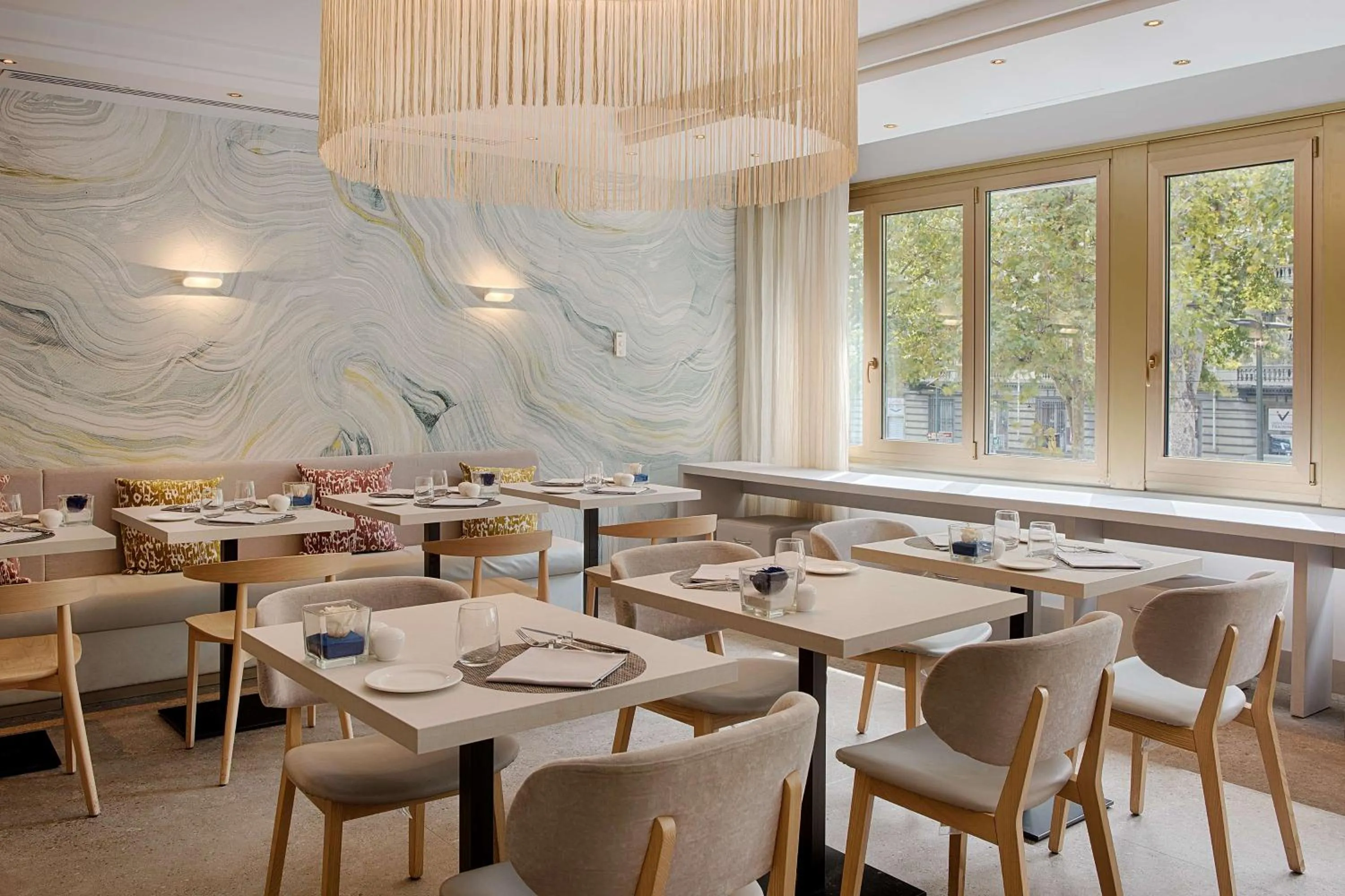 Restaurant/places to eat in NH Torino Centro