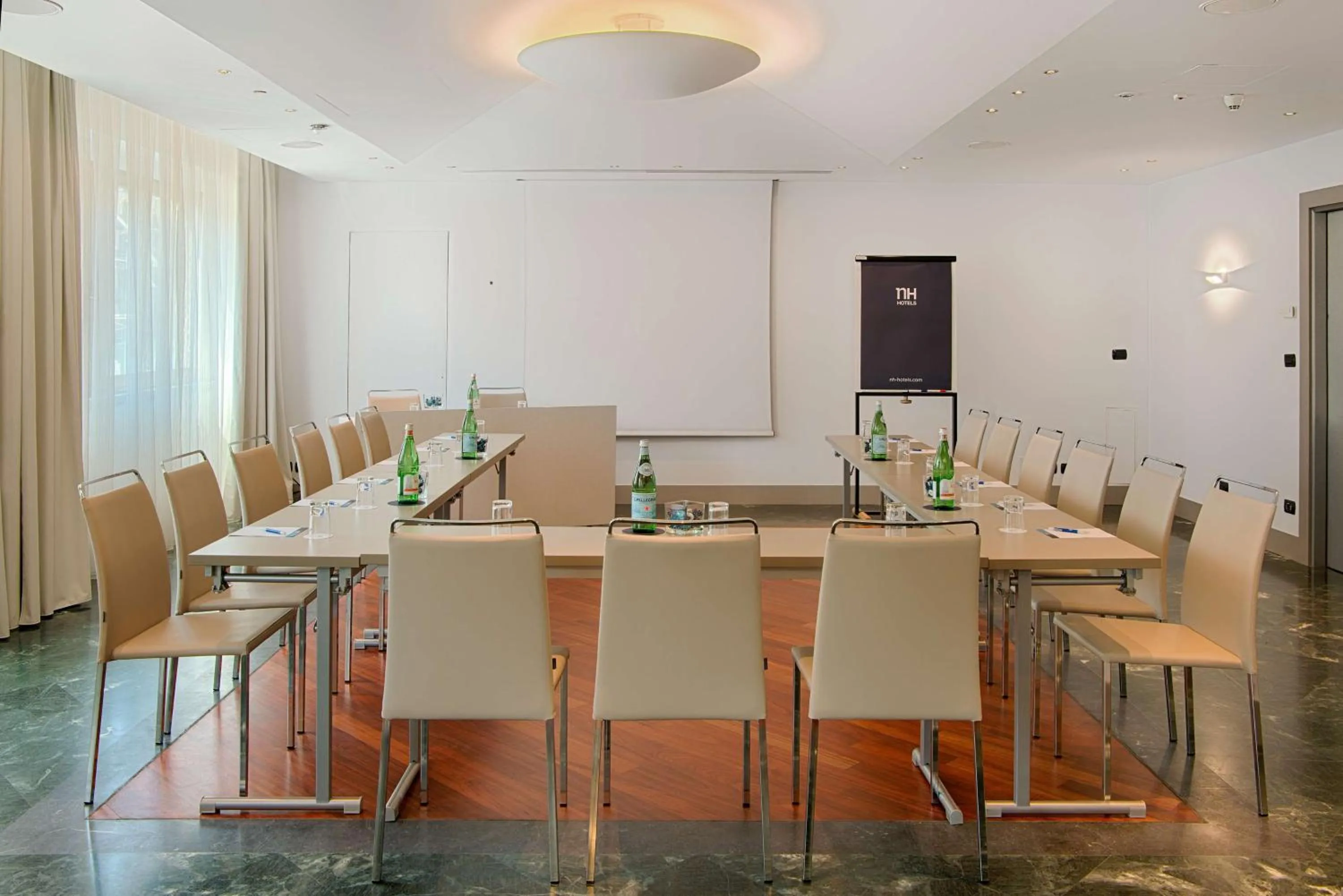 Meeting/conference room in NH Torino Centro