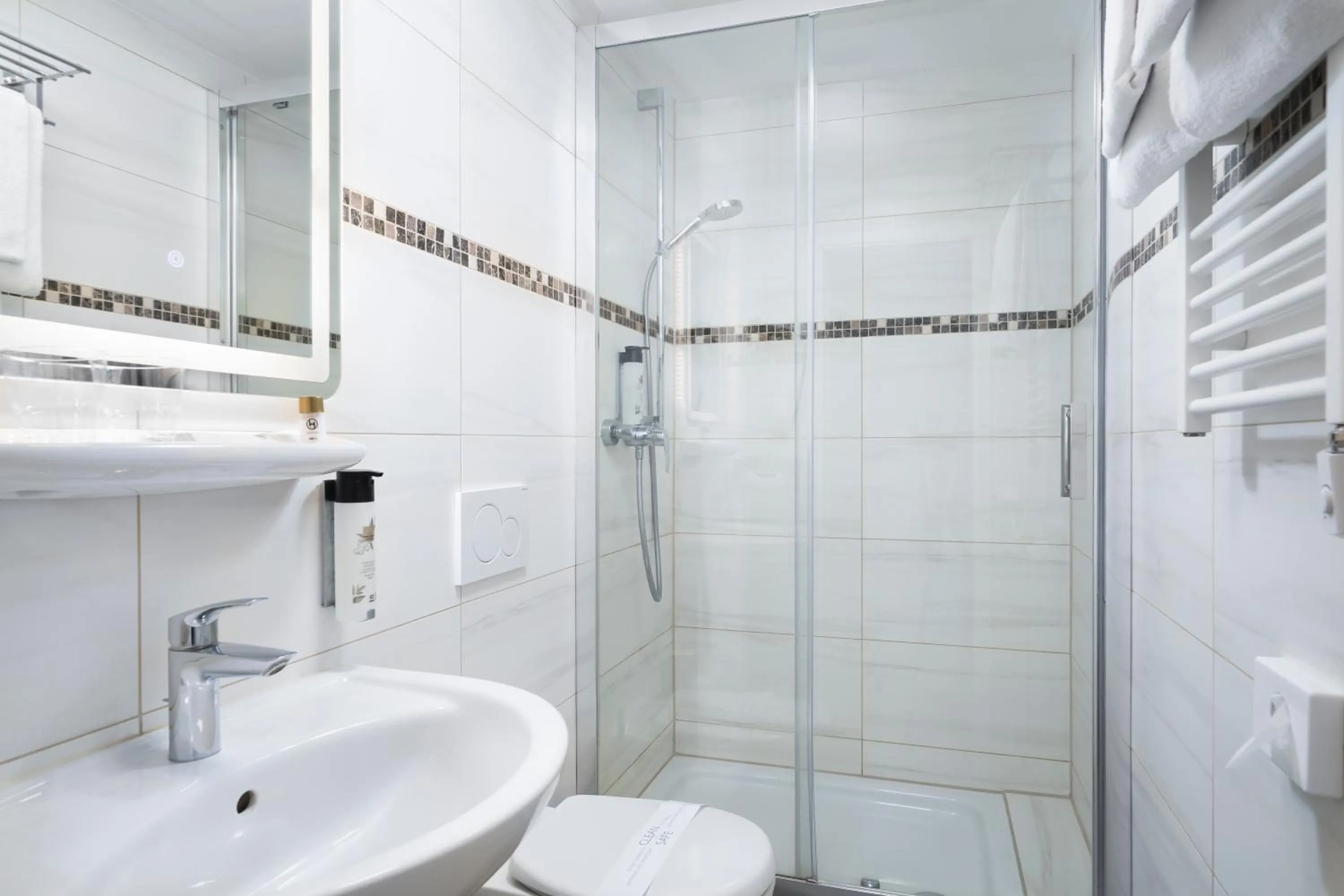 Bathroom in Sophien Hotel