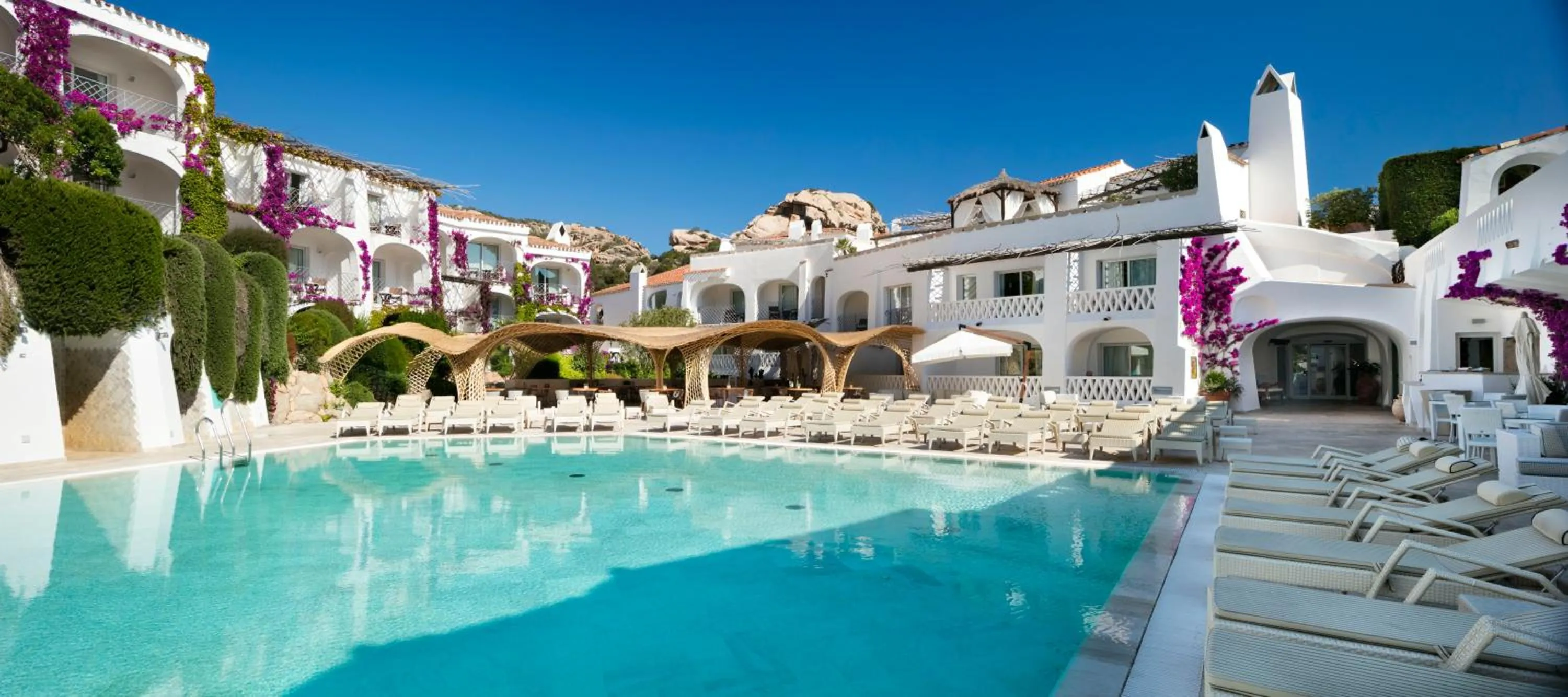 Swimming pool in Grand Hotel Poltu Quatu