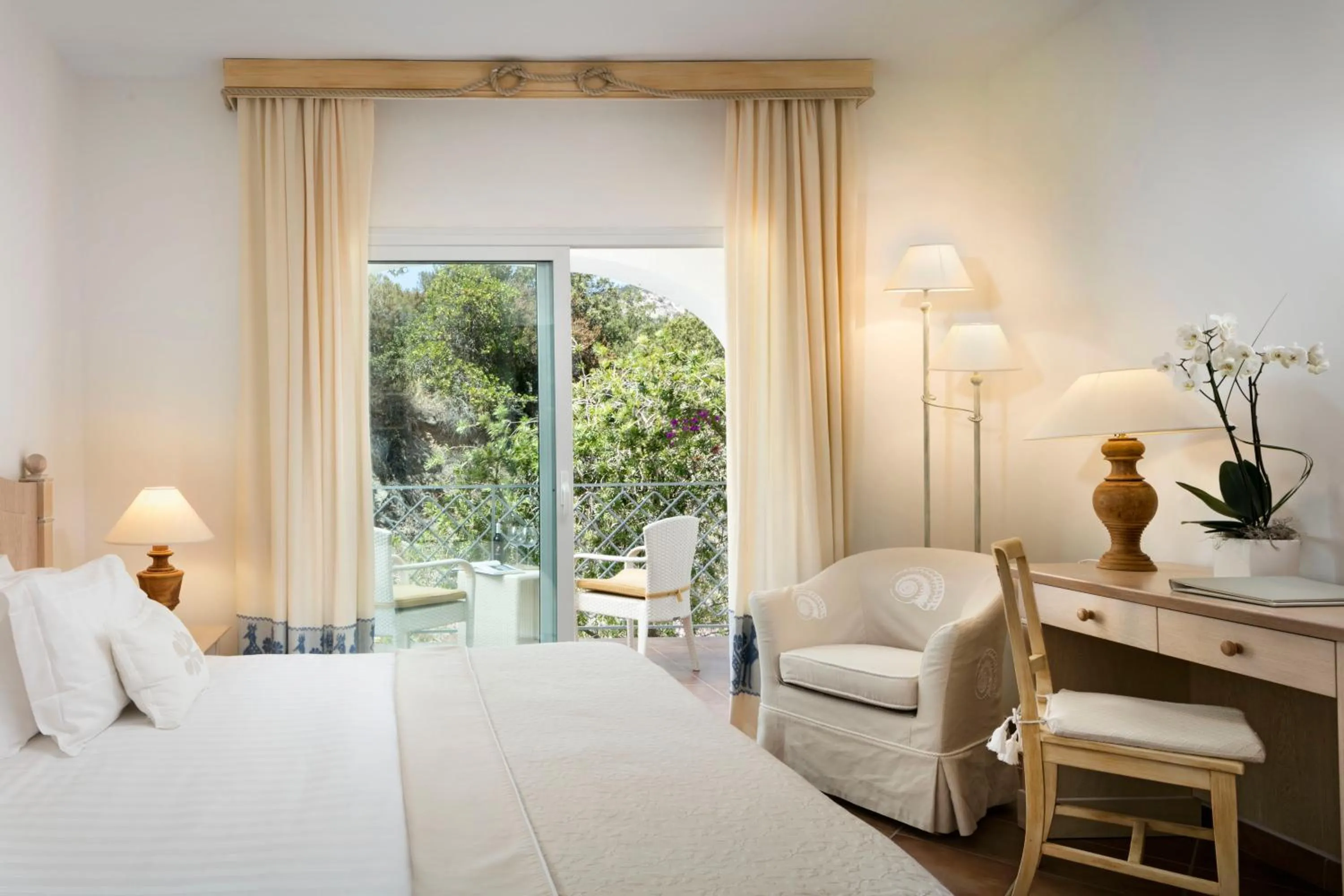 Bedroom in Grand Hotel Poltu Quatu