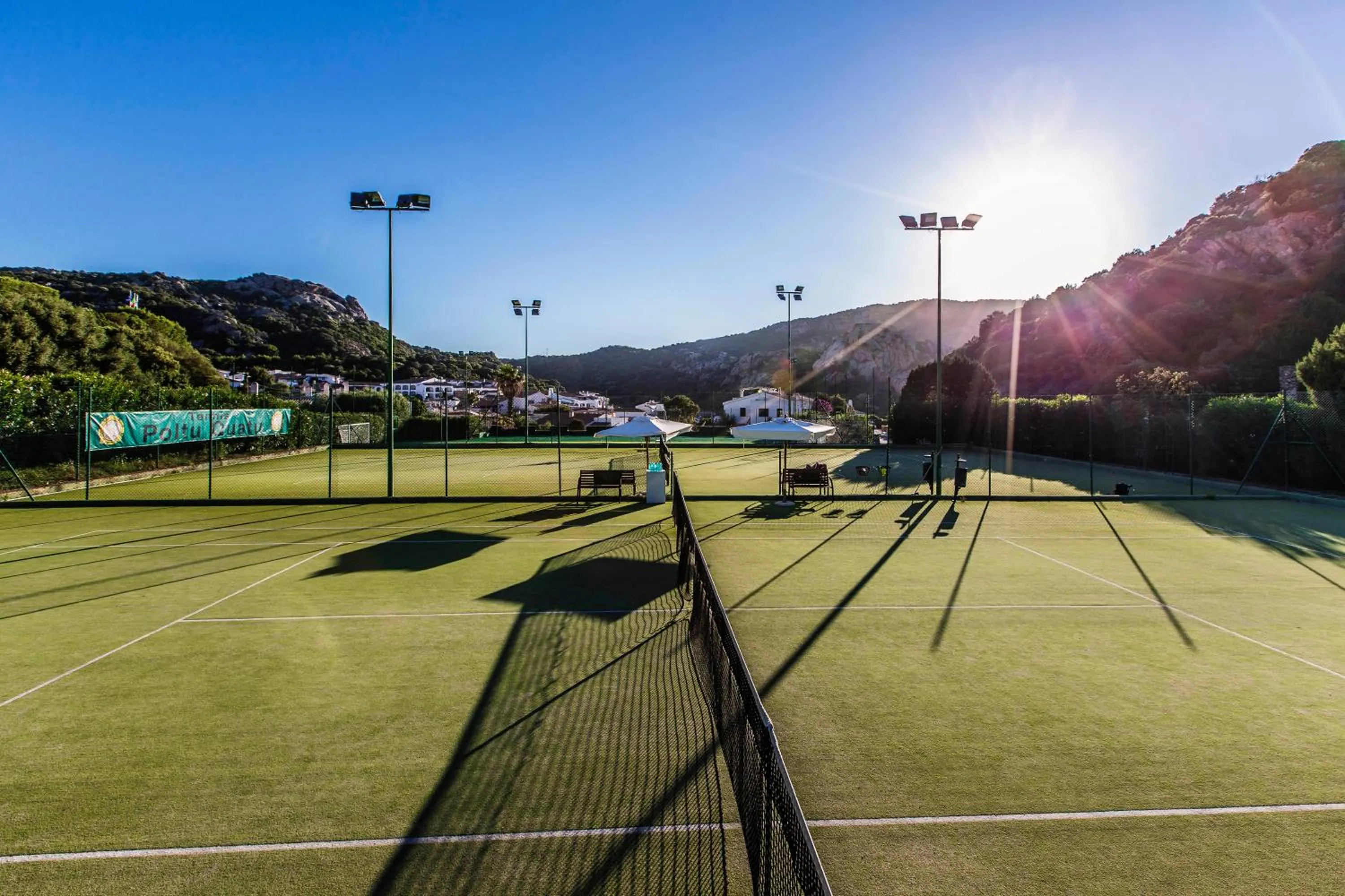 Tennis court in Grand Hotel Poltu Quatu