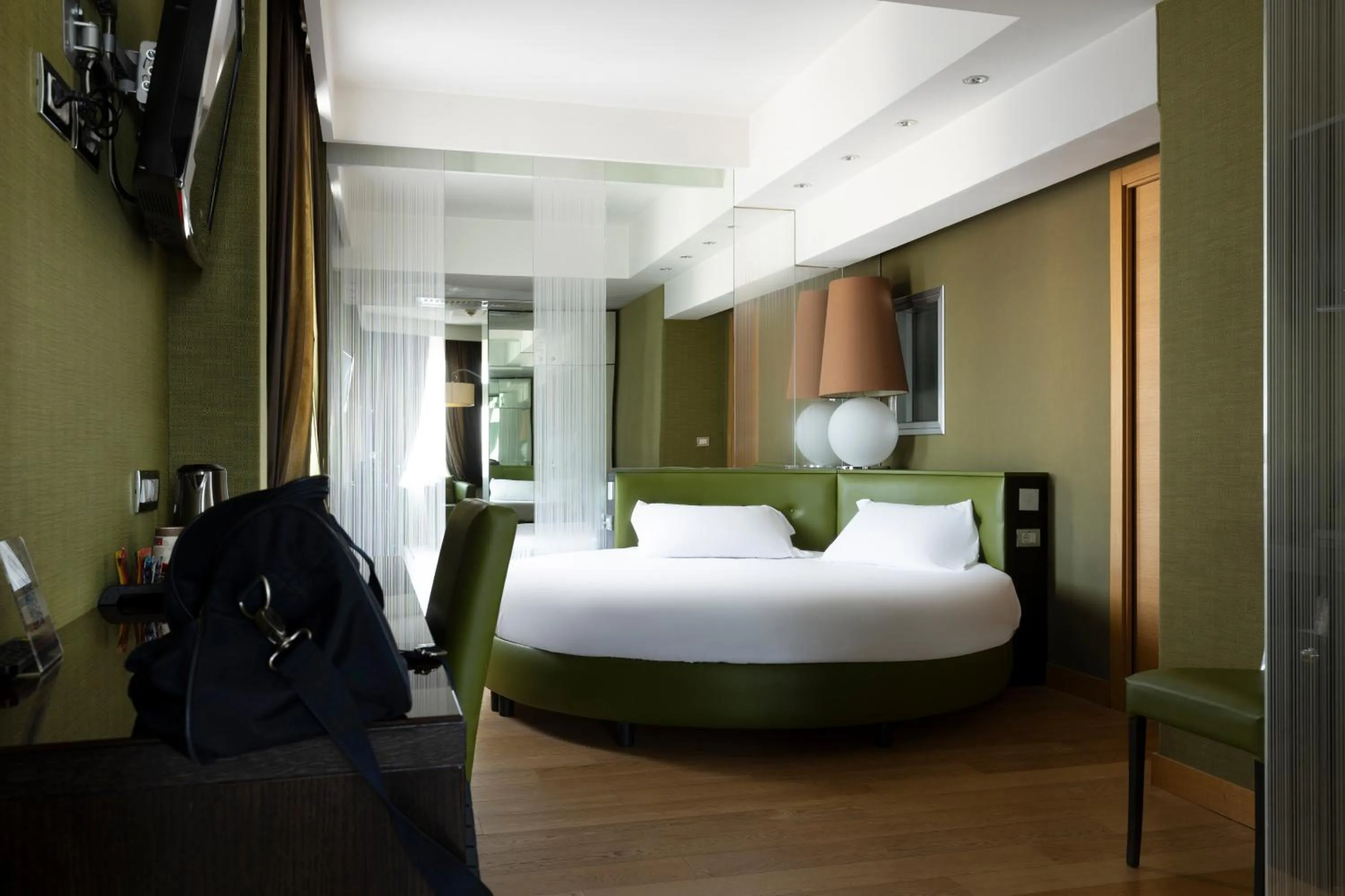 Bed in Hotel Royal Caserta