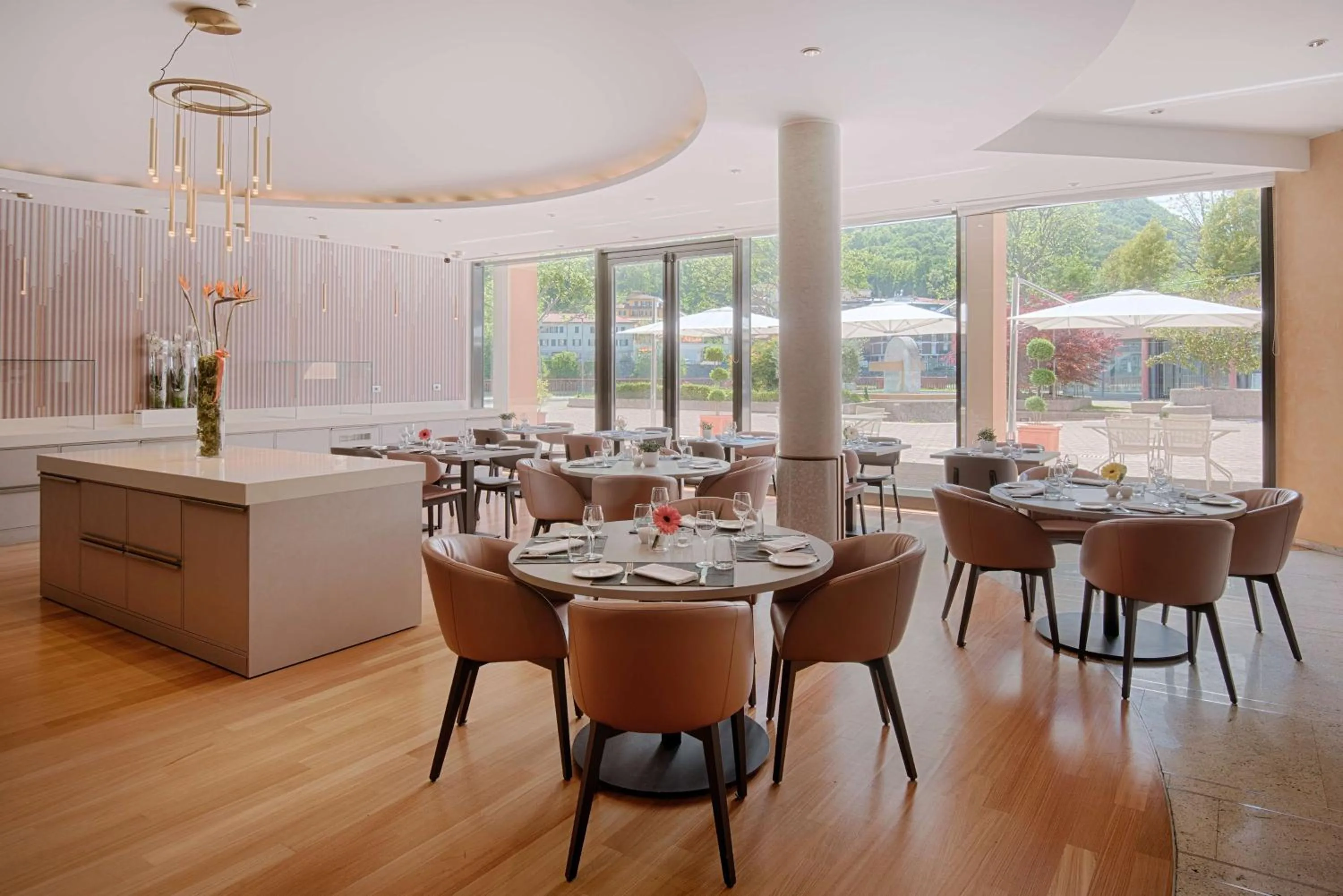 Restaurant/places to eat in NH Lecco Pontevecchio