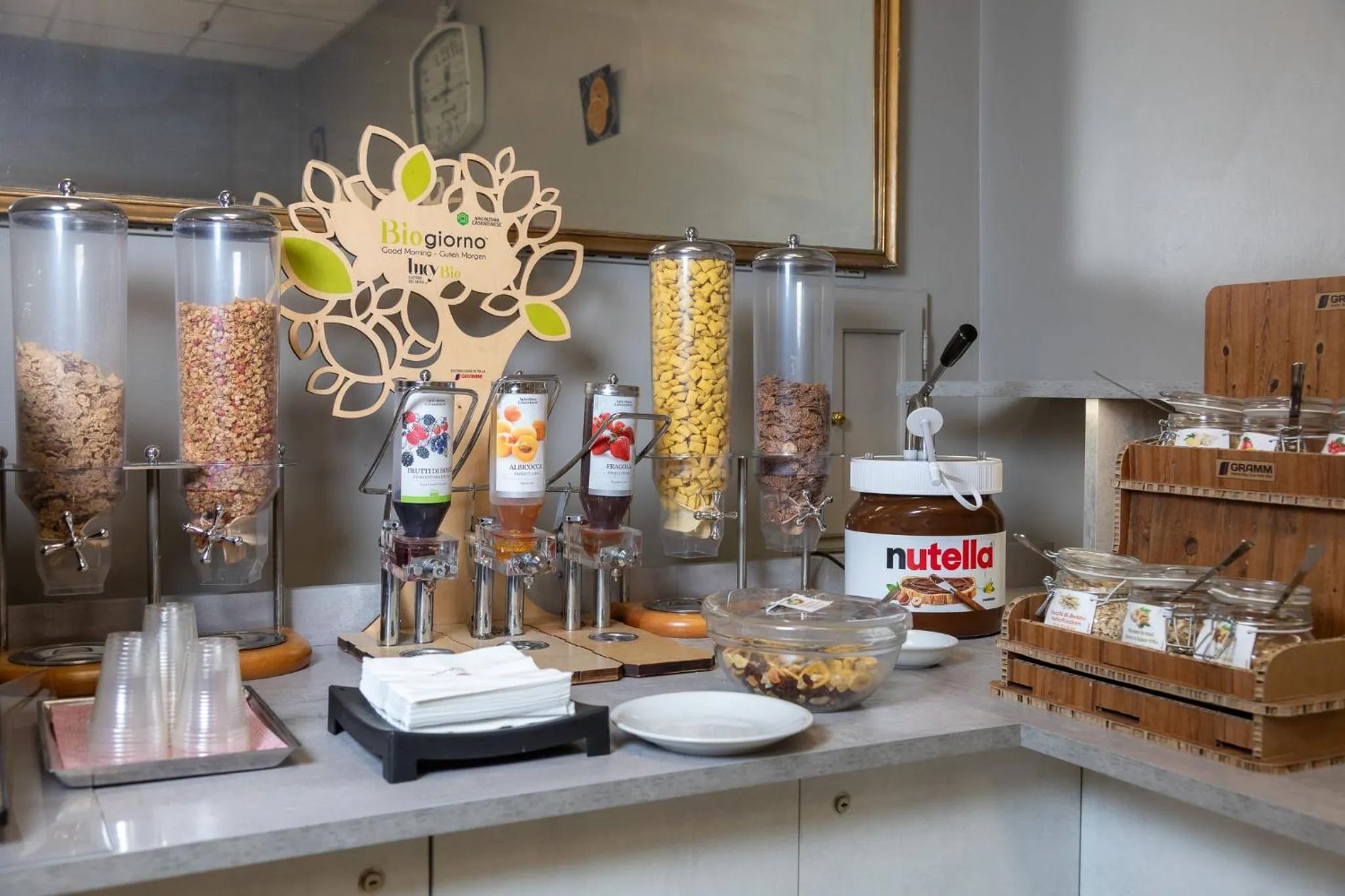 Buffet breakfast in Hotel Continental