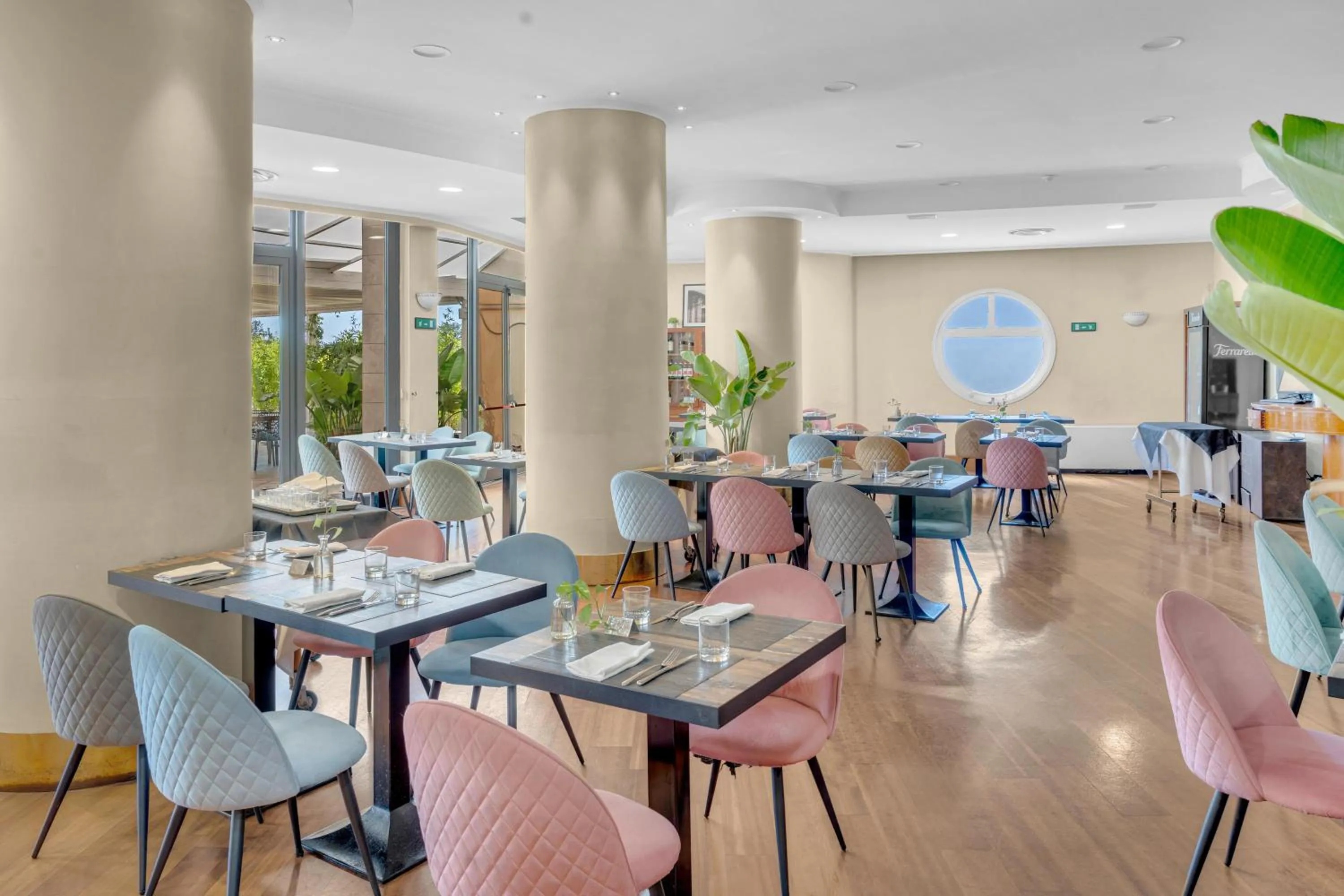 Restaurant/places to eat in Hotel Roma Aurelia Antica