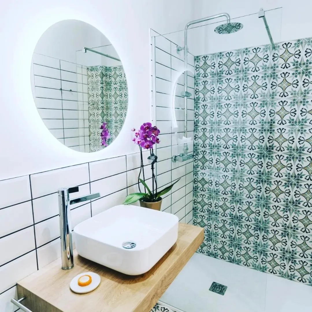 Toilet in L'Hotelet del Delta - adults