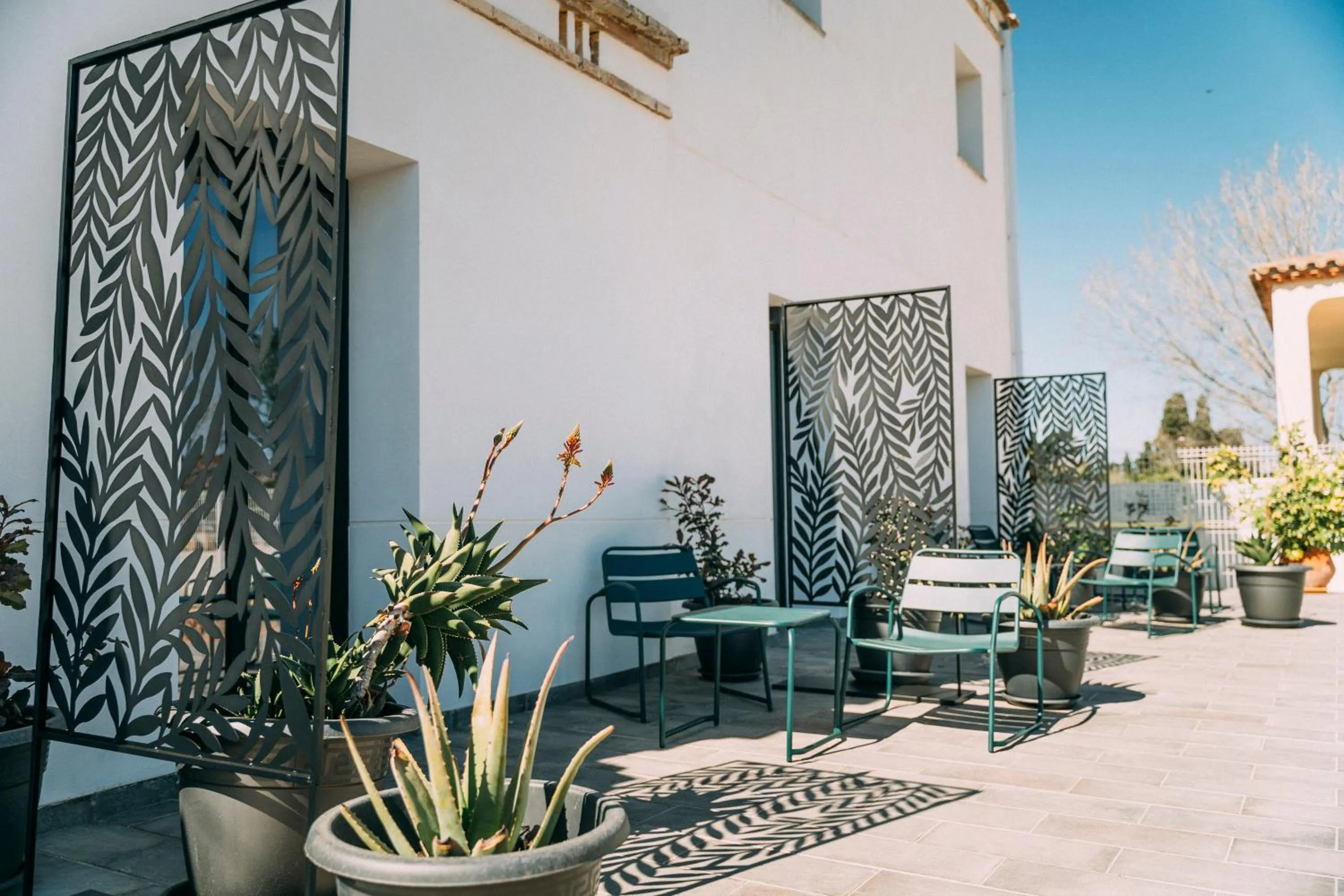 Garden in L'Hotelet del Delta - adults