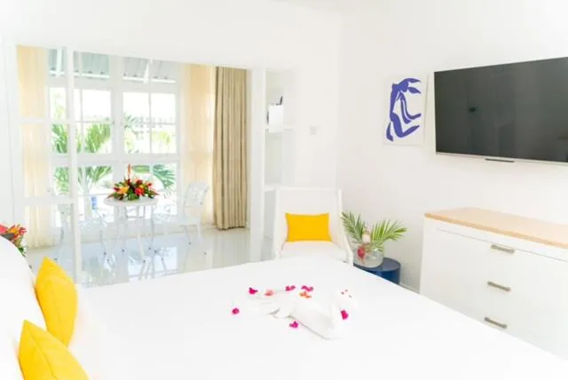 Bed in The SoCo House - All-Inclusive