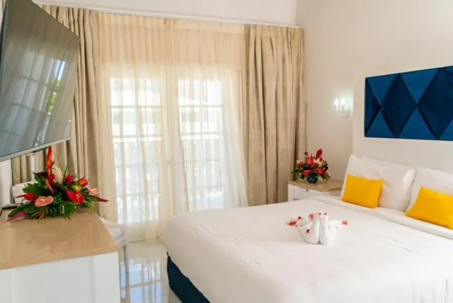 Bed in The SoCo House - All-Inclusive