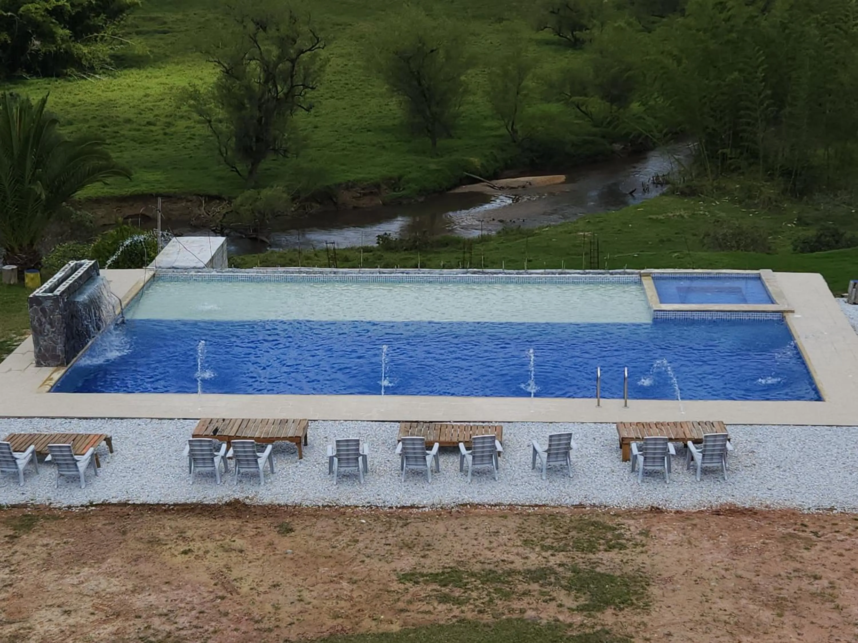 Property building in HOSTERÍA BRISAS DEL RÍO