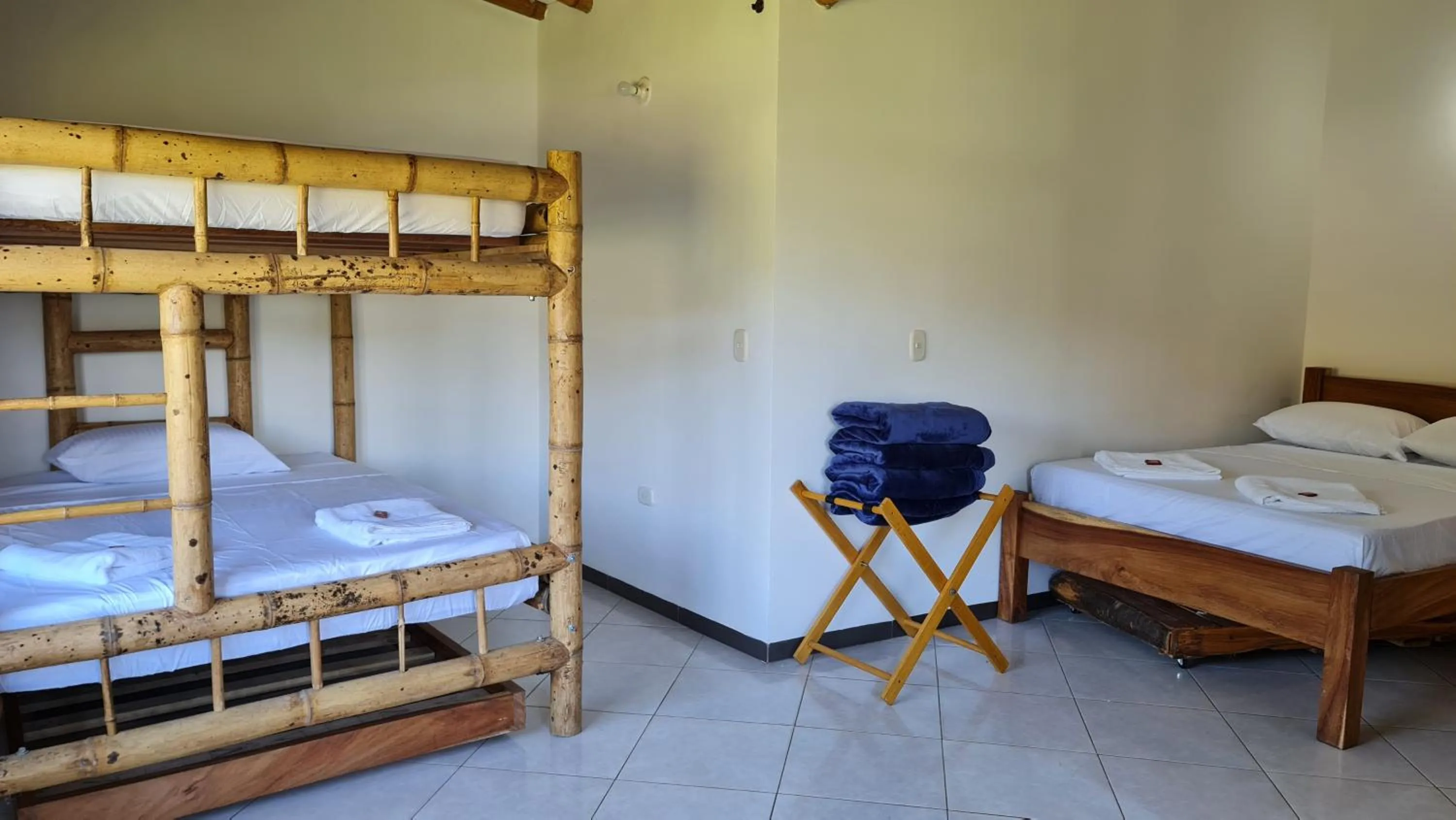 Photo of the whole room, Bed in HOSTERÍA BRISAS DEL RÍO