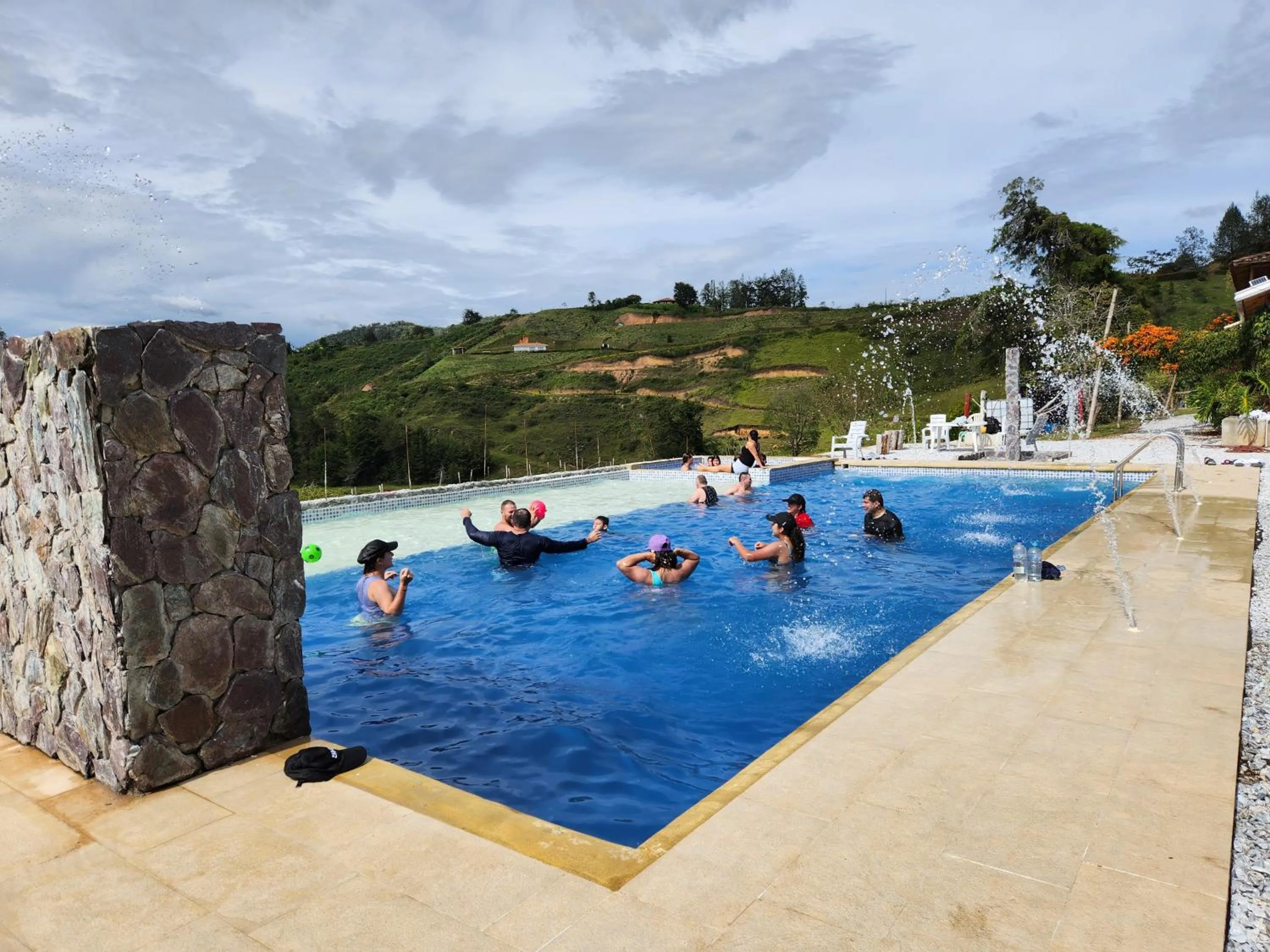 Swimming pool in HOSTERÍA BRISAS DEL RÍO