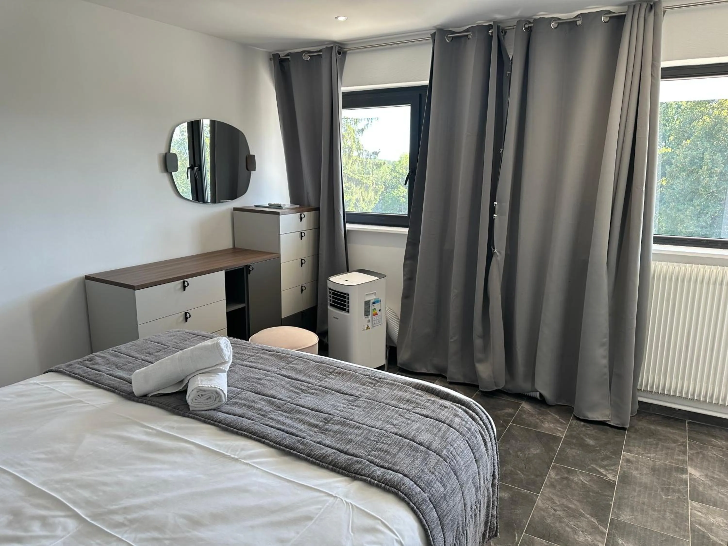 Bed in Hôtel Parc Les Cigognes - Albé