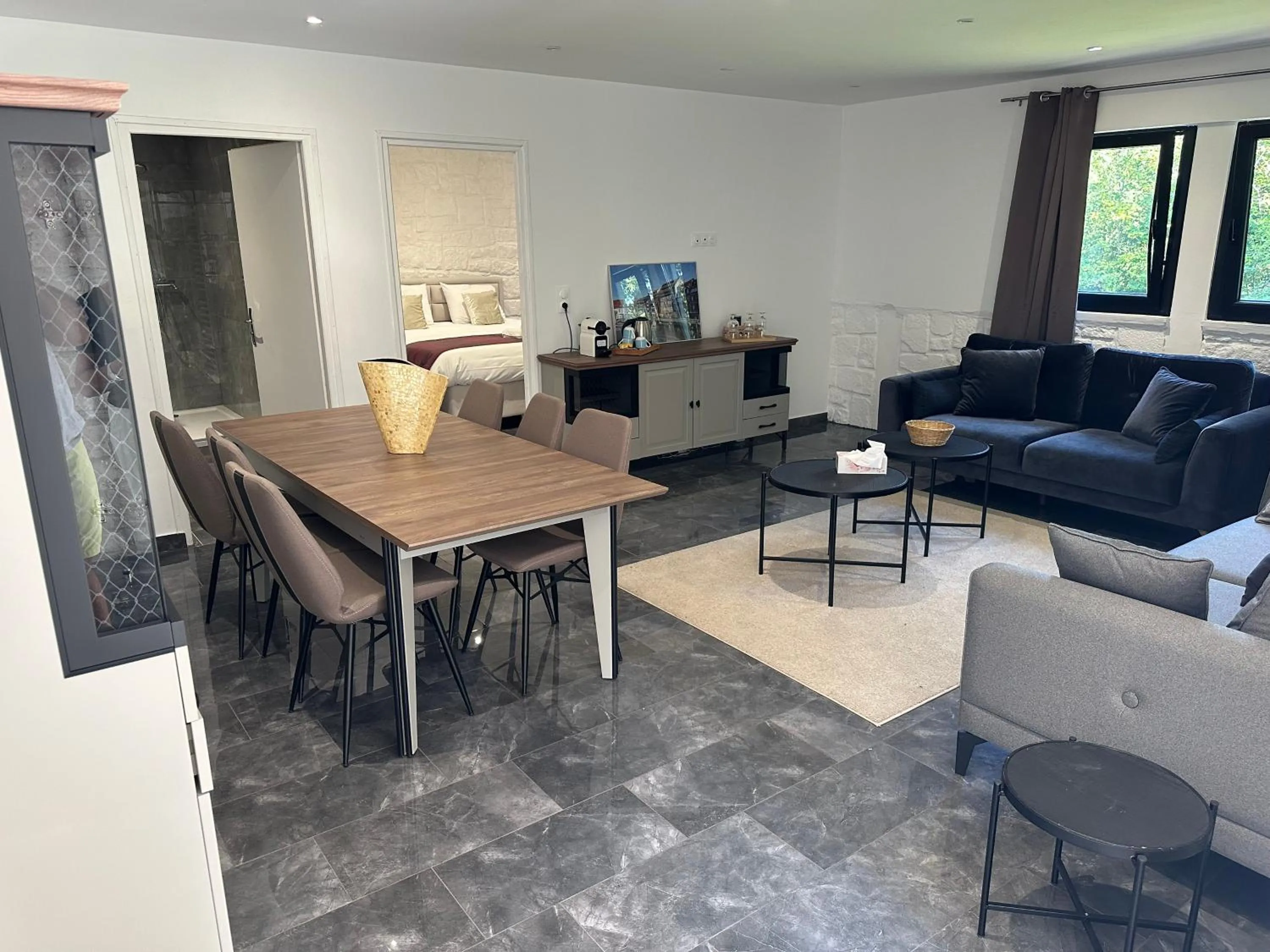 Living room in Hôtel Parc Les Cigognes - Albé