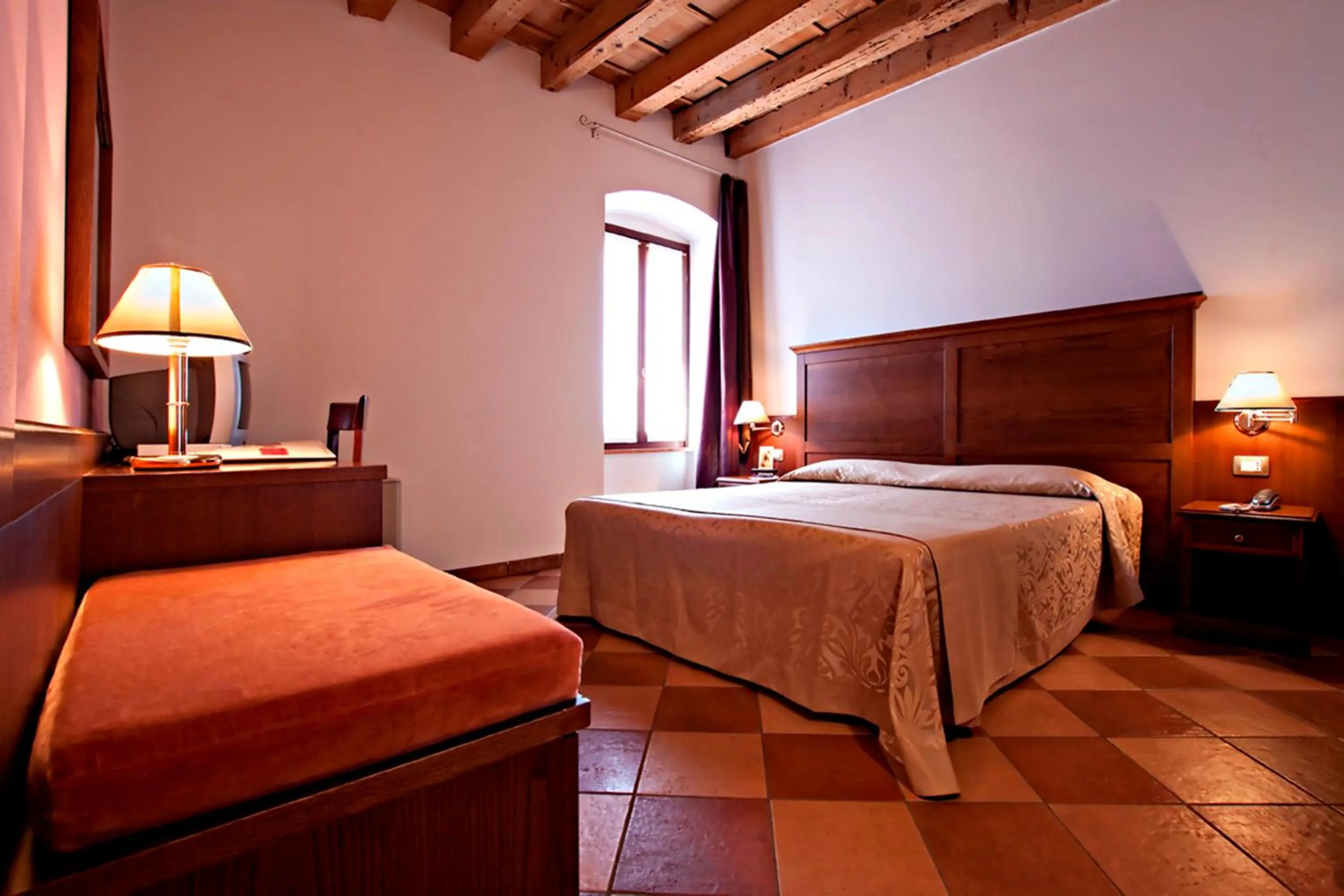 Photo of the whole room, Bed in Corte Castelletto