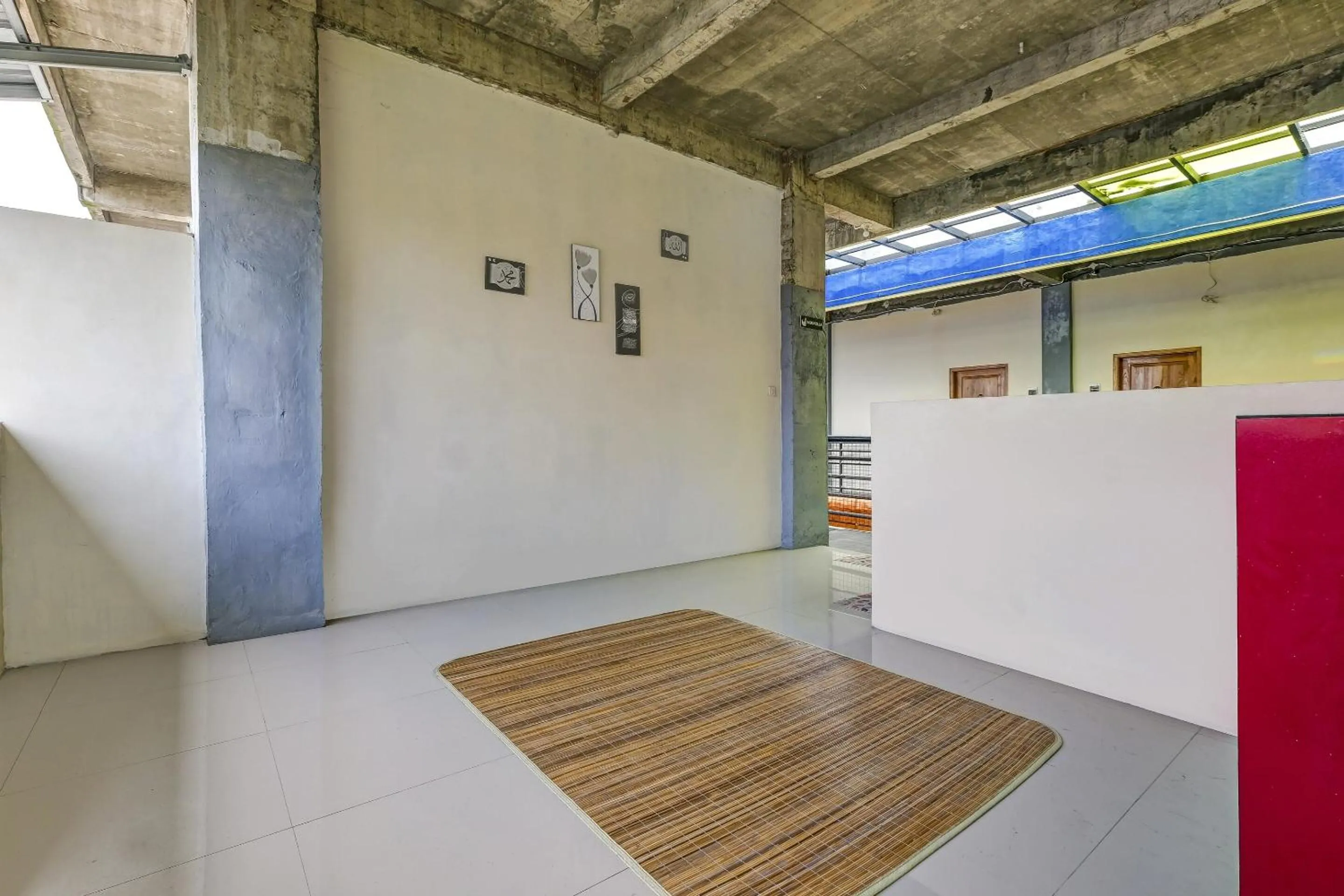 Lobby or reception in Hotel O Dangau Datuk Guesthouse