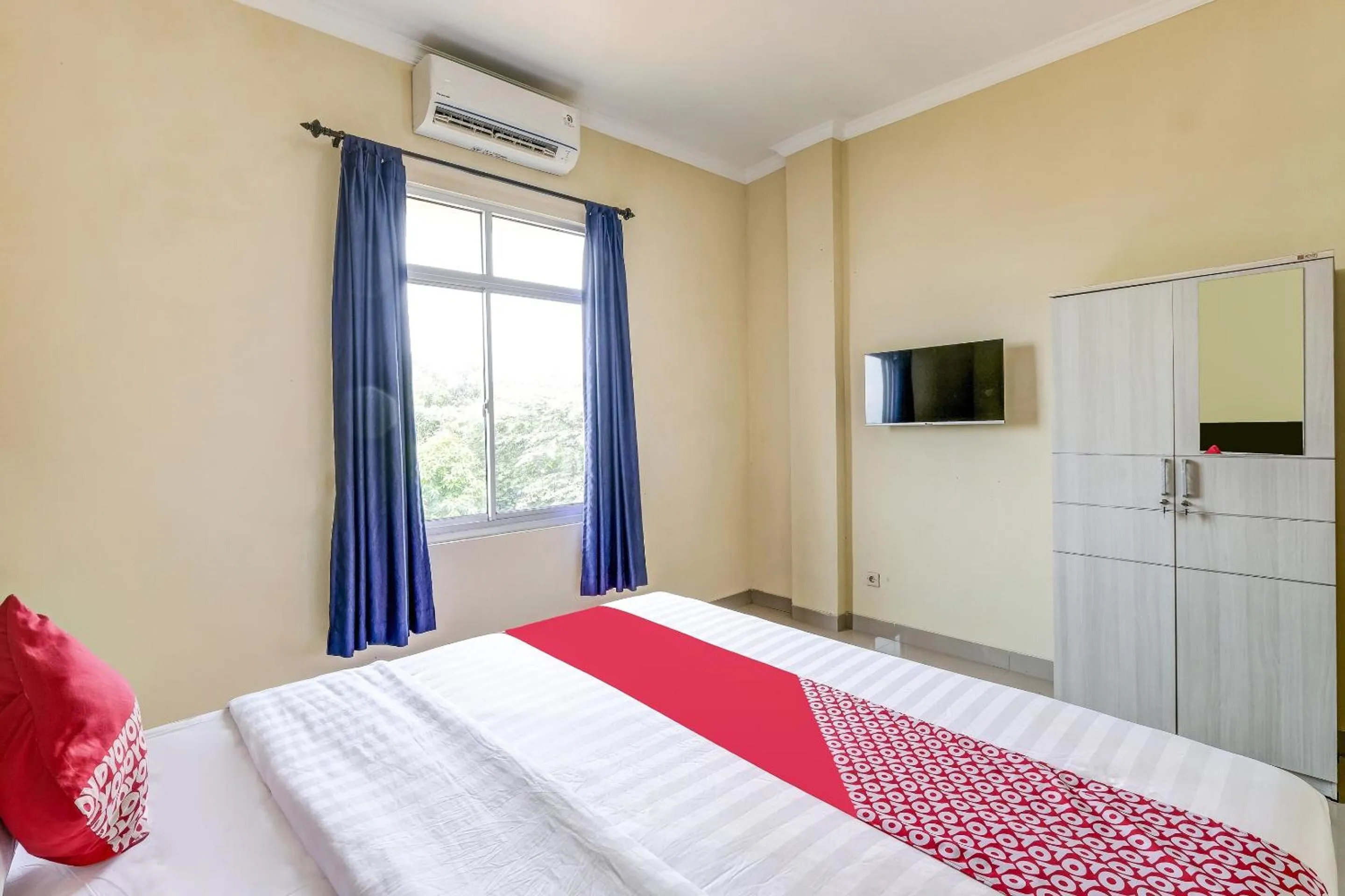 Bedroom, Bed in Hotel O Dangau Datuk Guesthouse