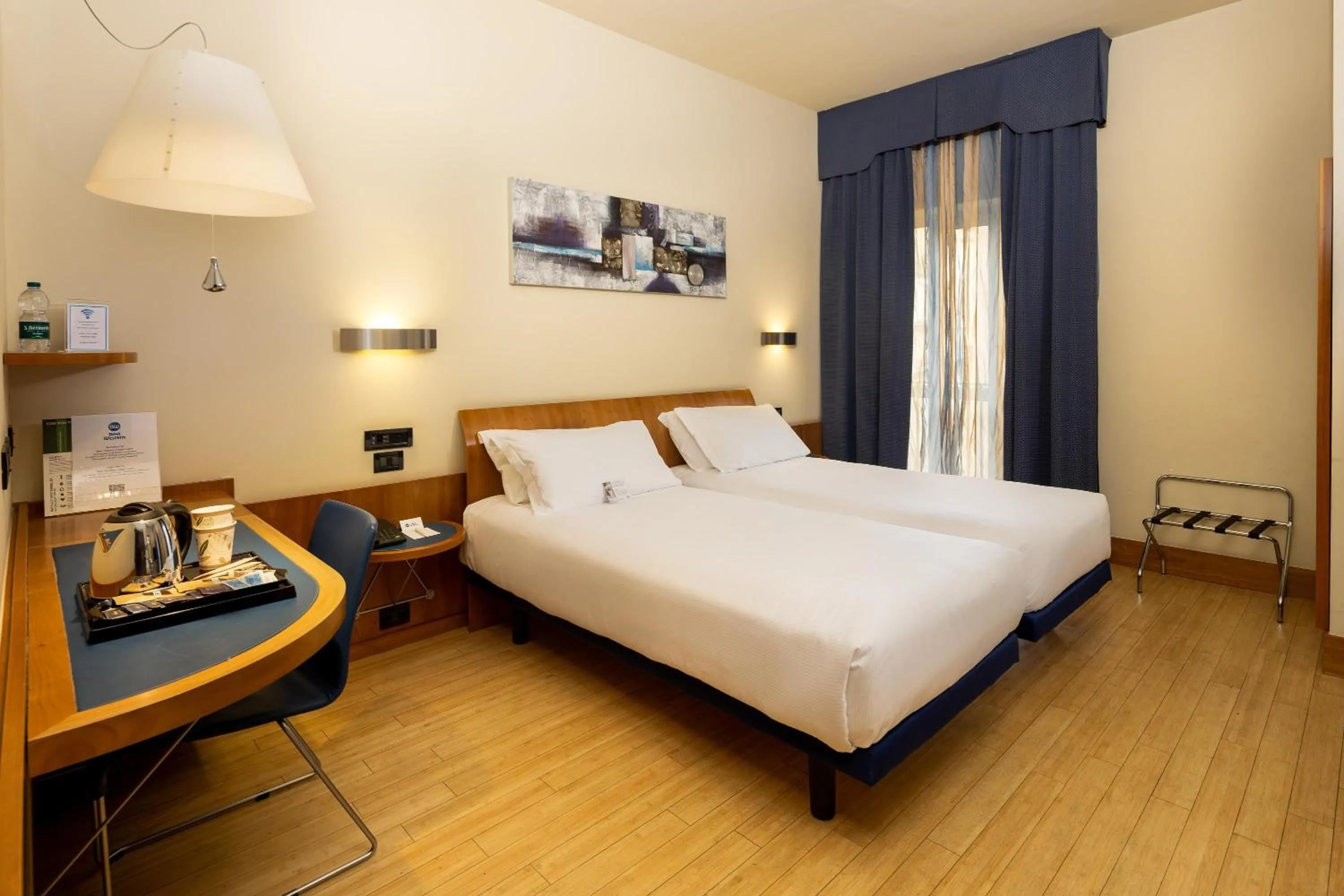 Bedroom, Bed in Best Western Hotel Luxor