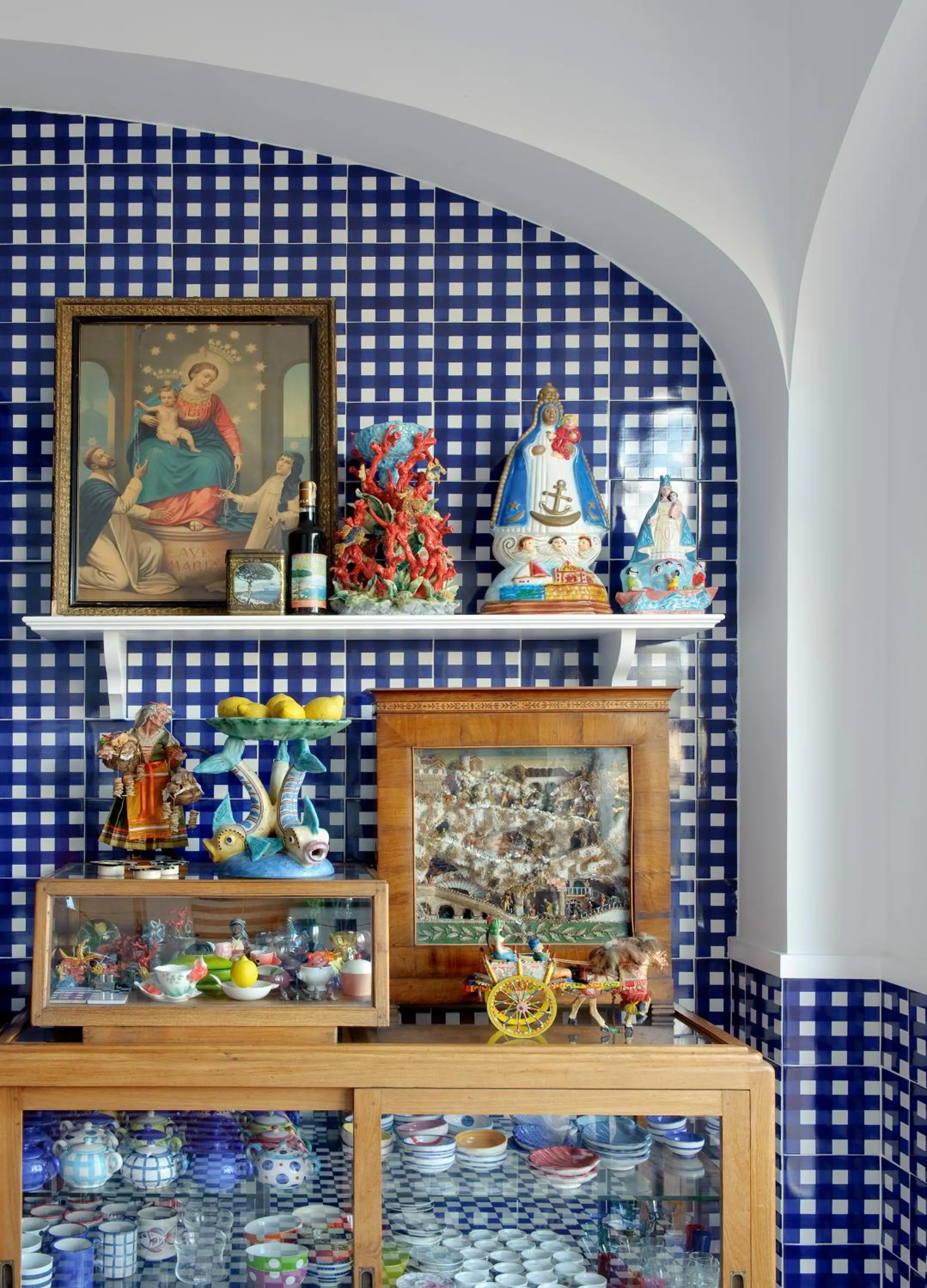 Decorative detail in Maison La Minervetta