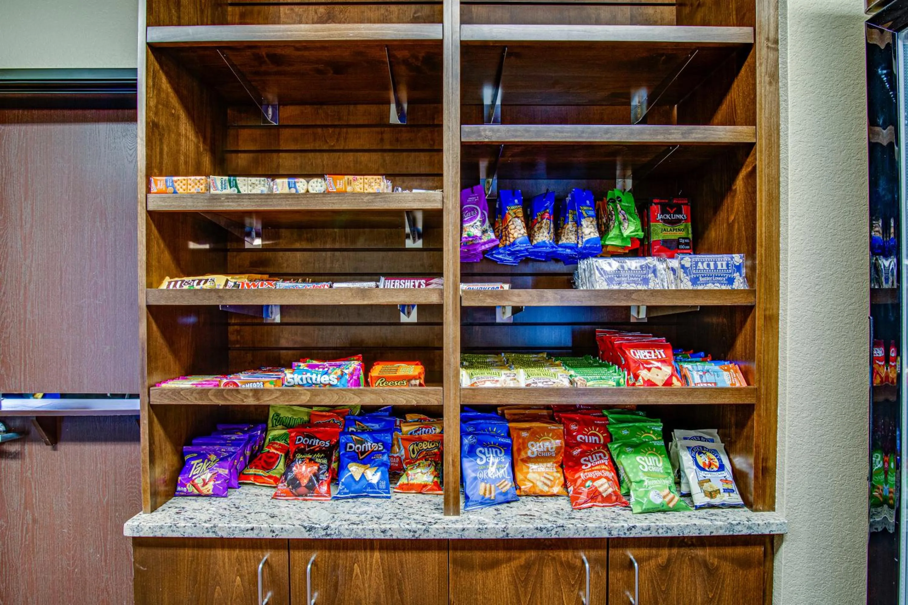 Shopping Area in Inn at Hunters Run