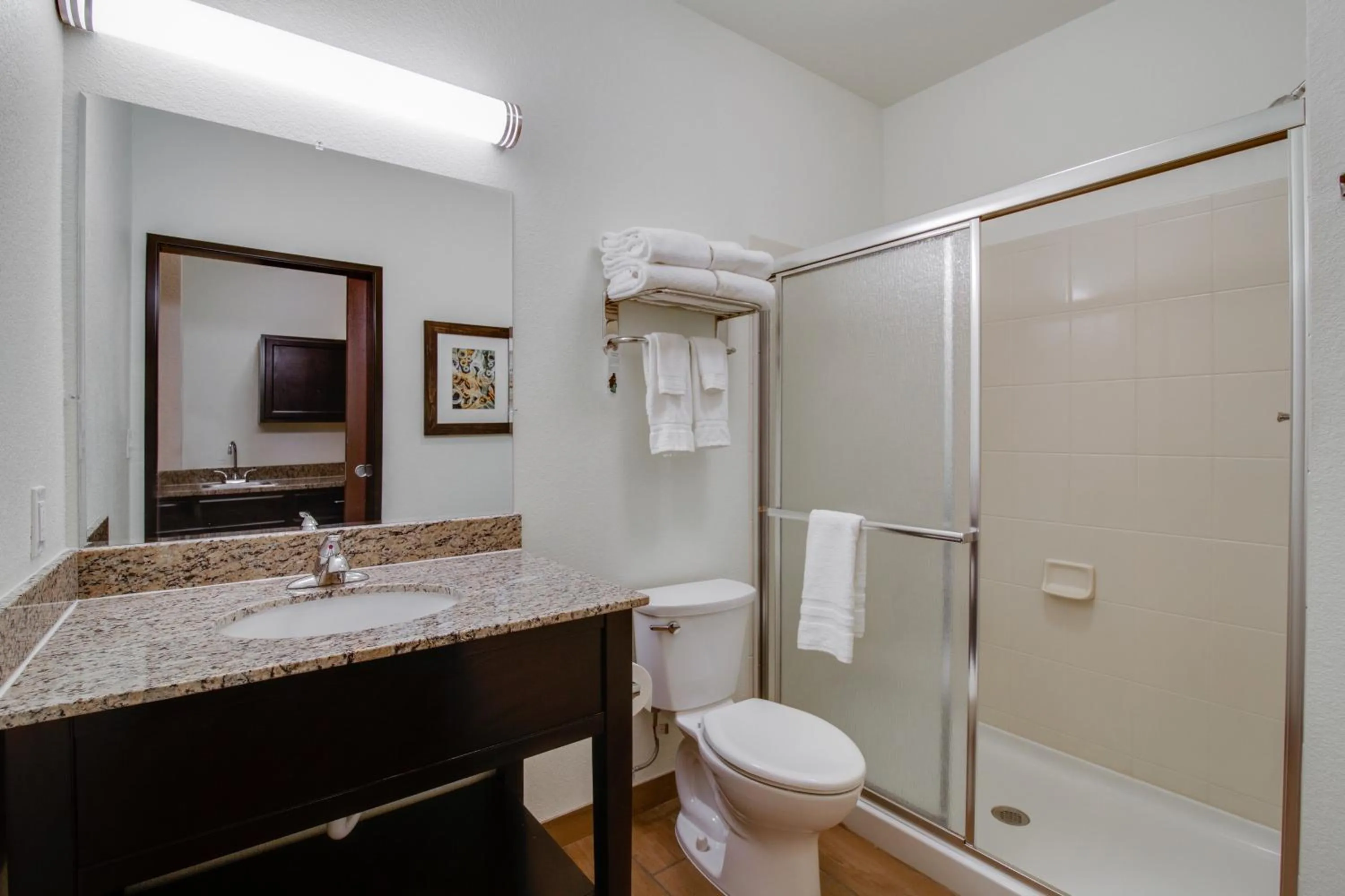 Shower in Inn at Hunters Run