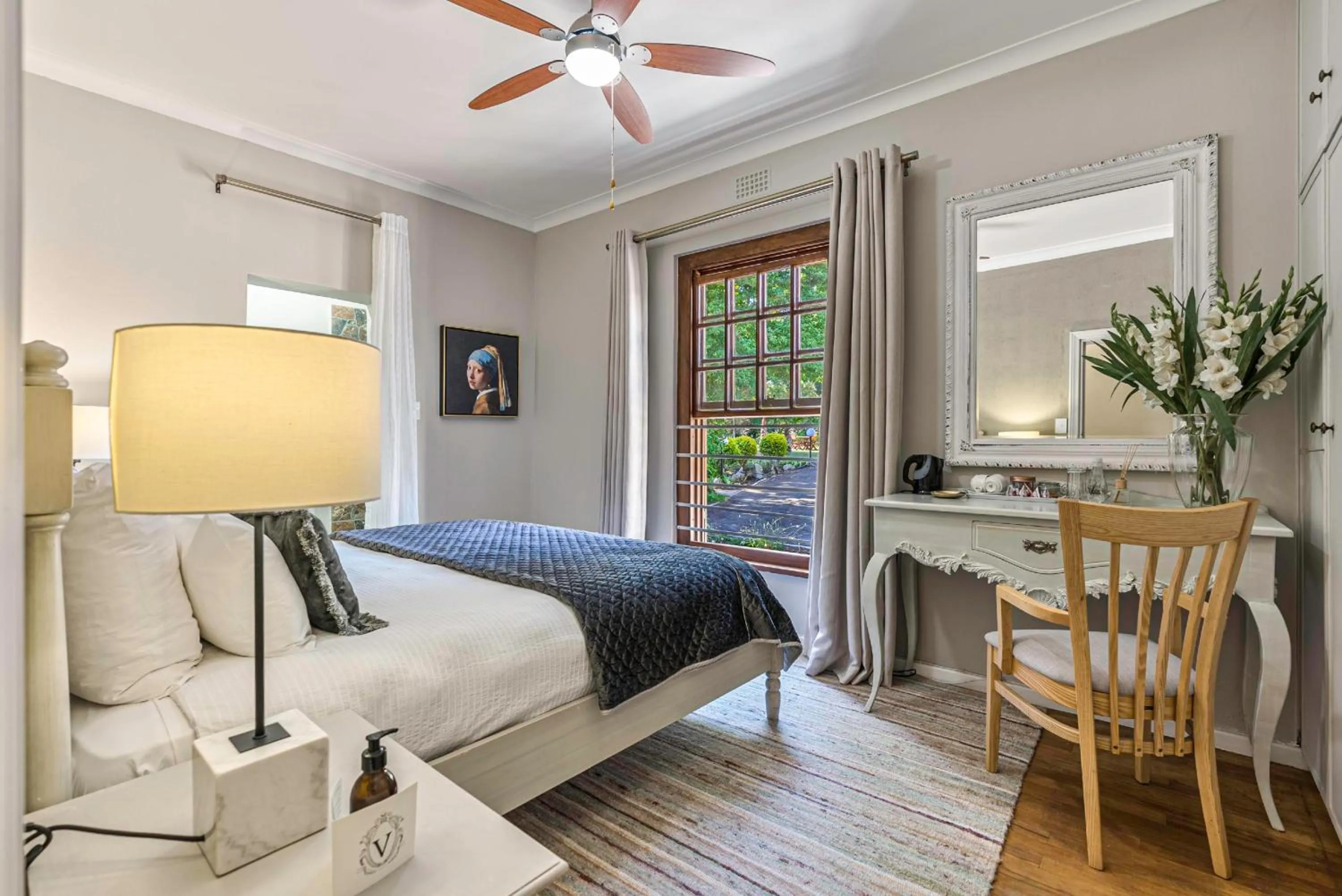 Photo of the whole room, Bed in Val de Vine