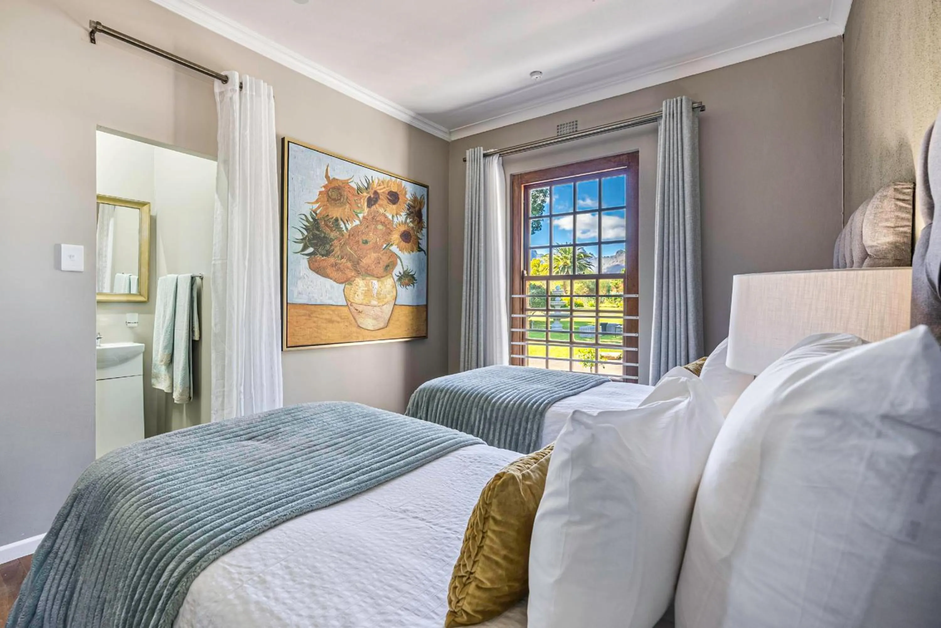 Photo of the whole room, Bed in Val de Vine