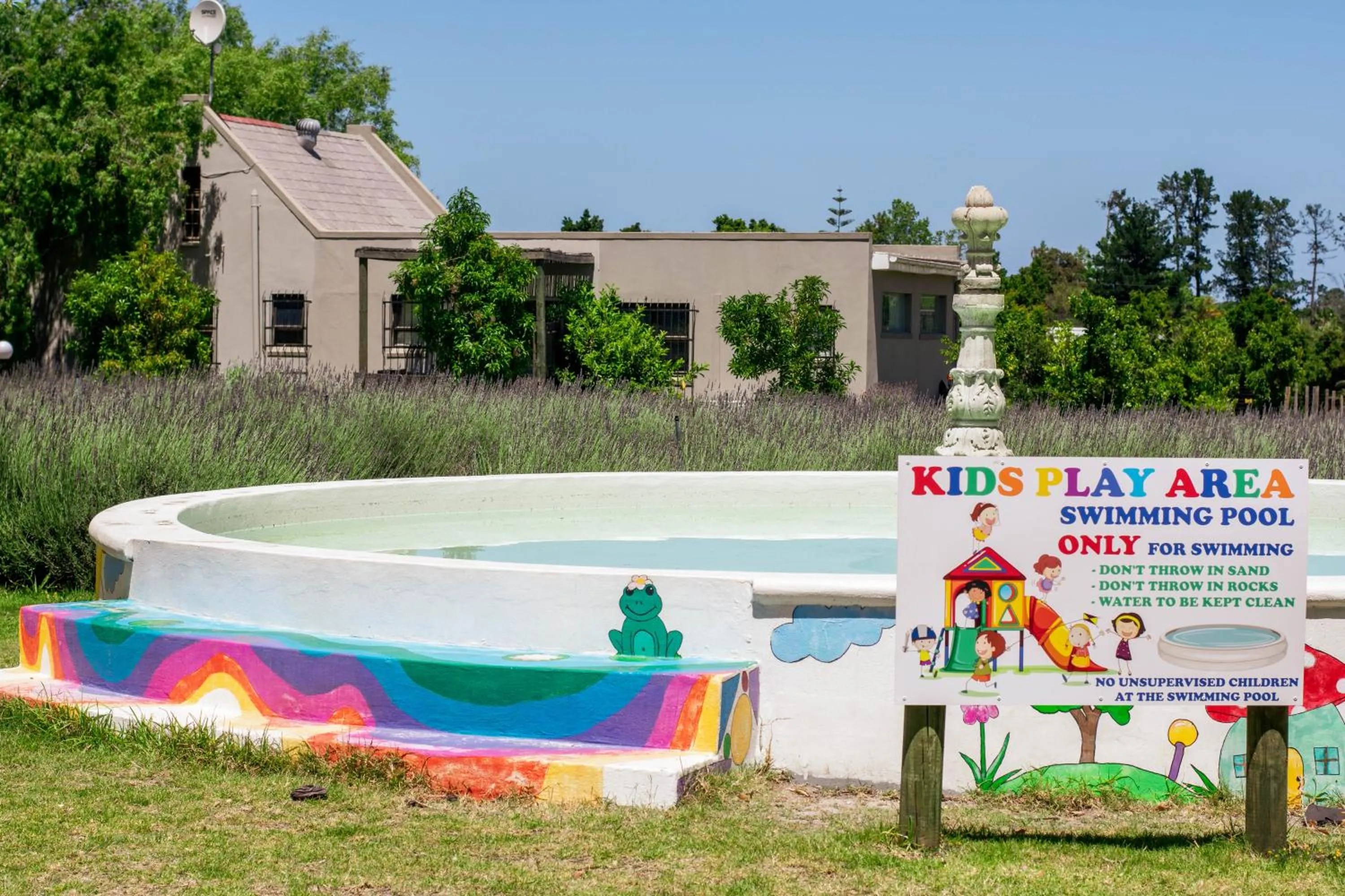 Garden view in Val de Vine