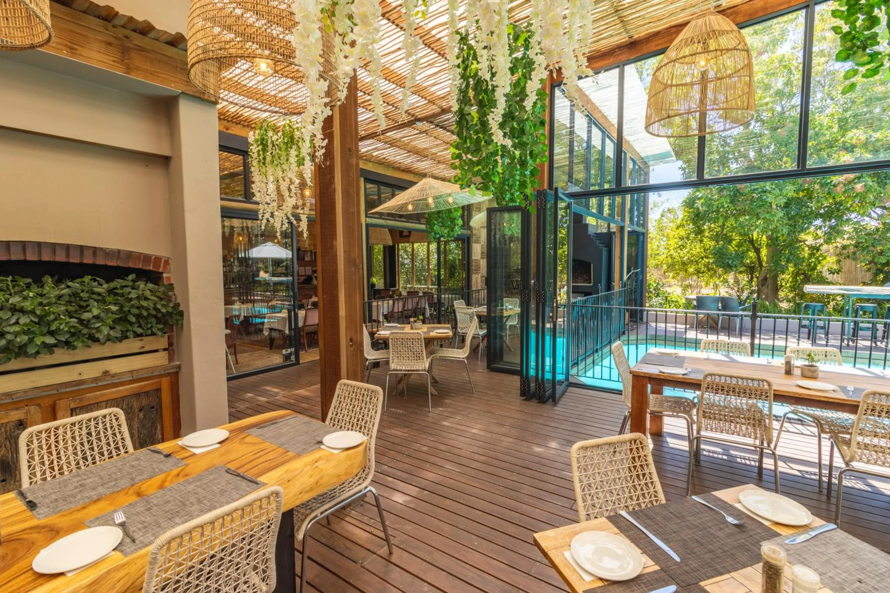 Property building in Val de Vine