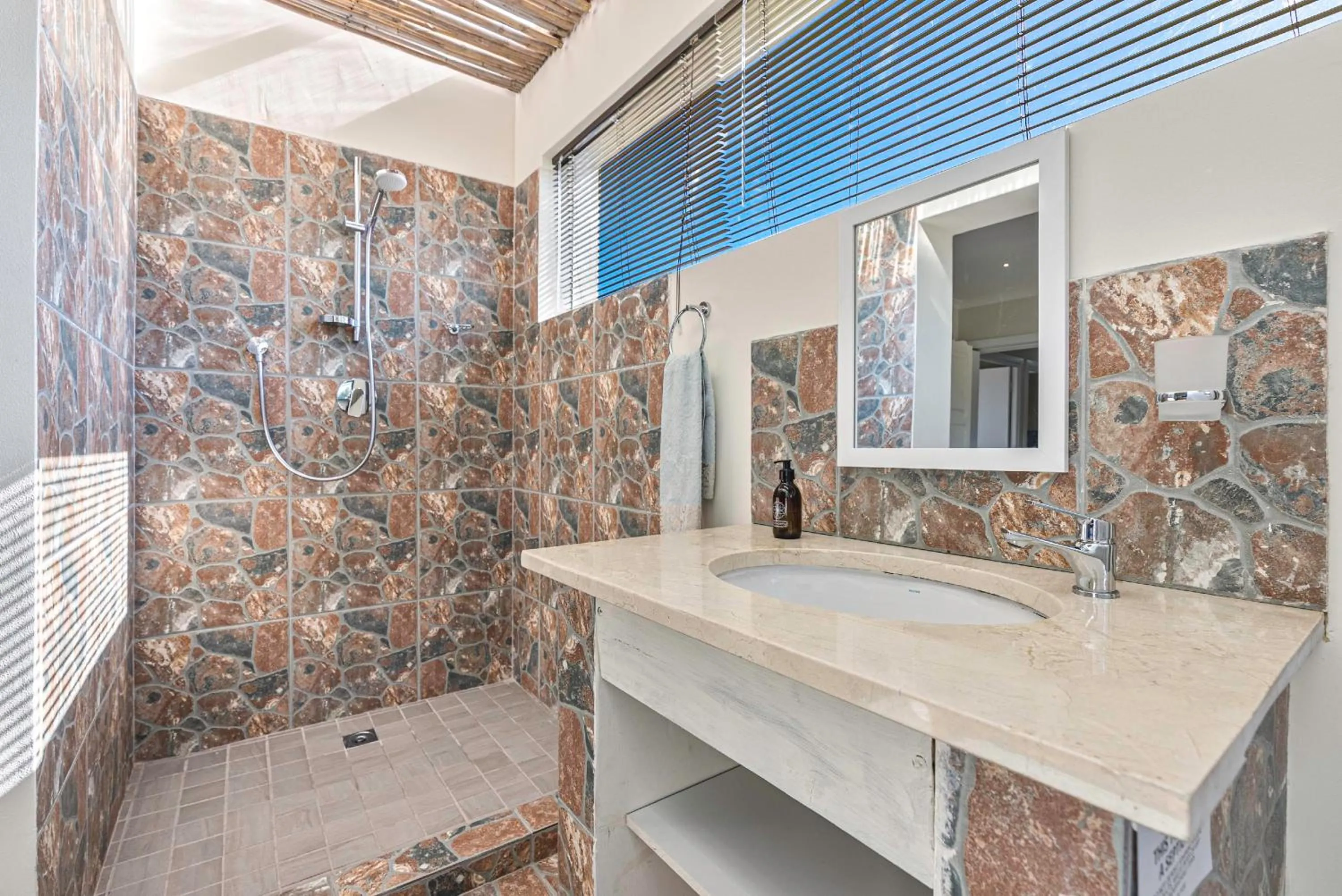 Bathroom in Val de Vine