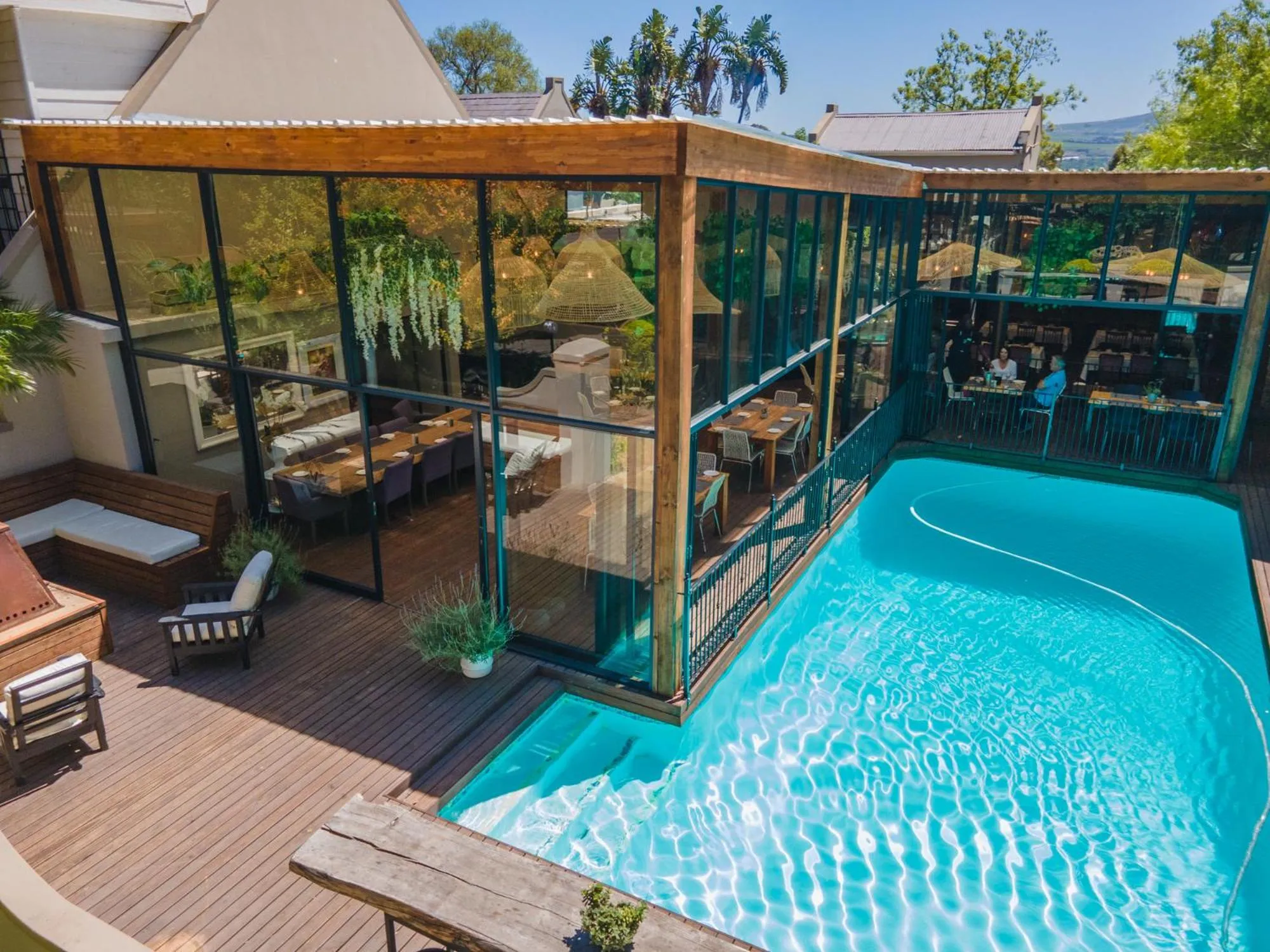 Property building in Val de Vine