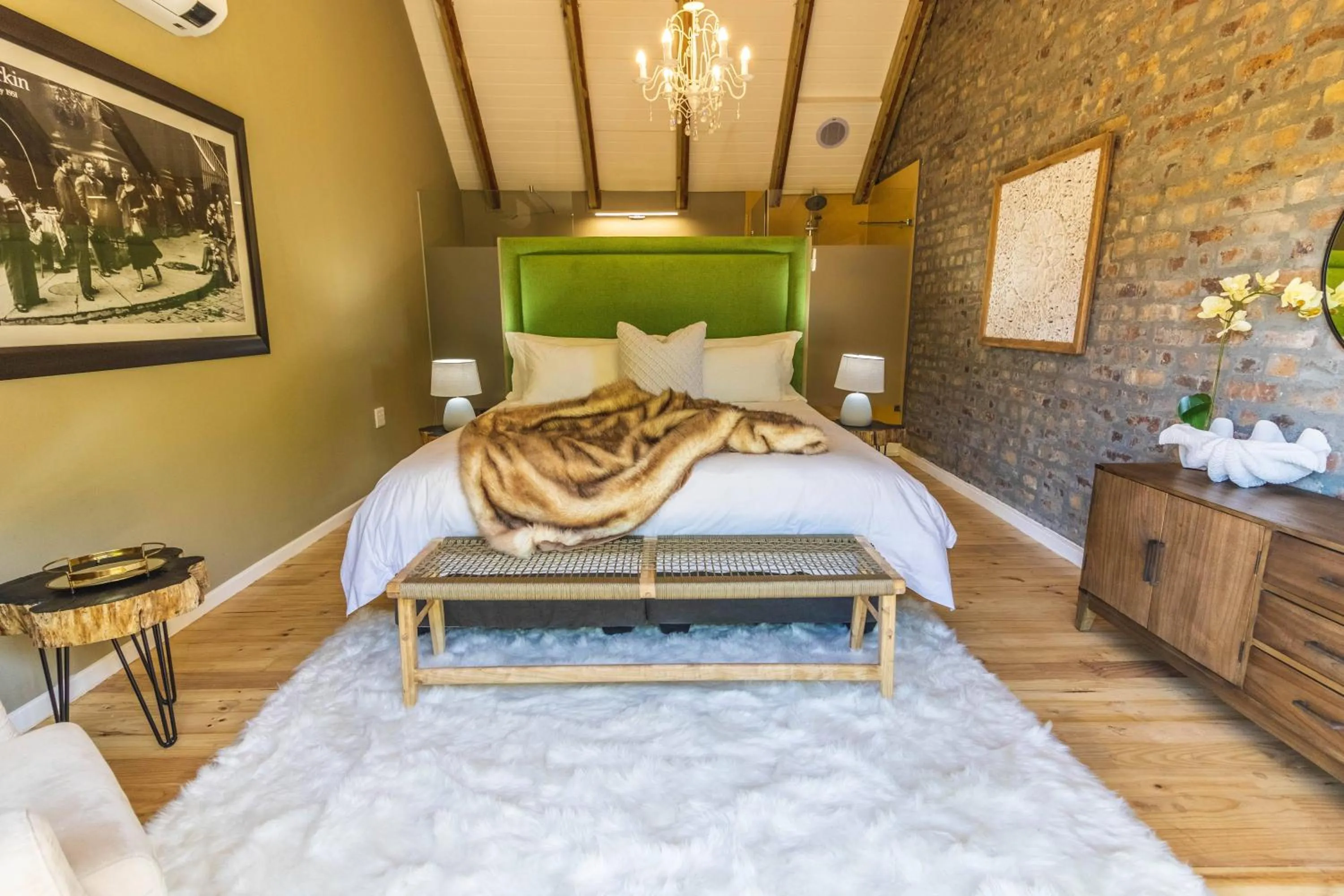 Photo of the whole room, Bed in Val de Vine