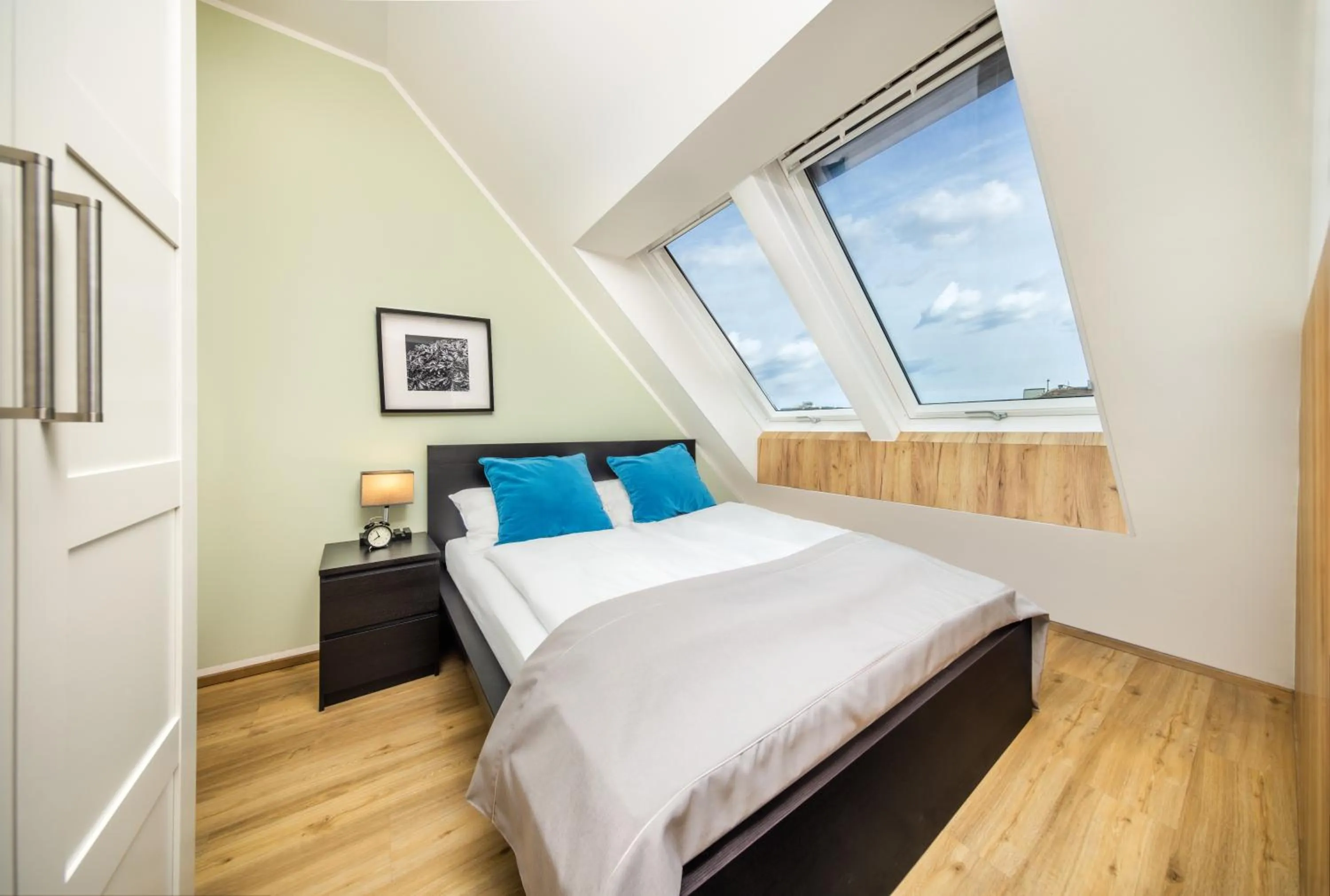 Bedroom, Bed in Citadines South Vienna