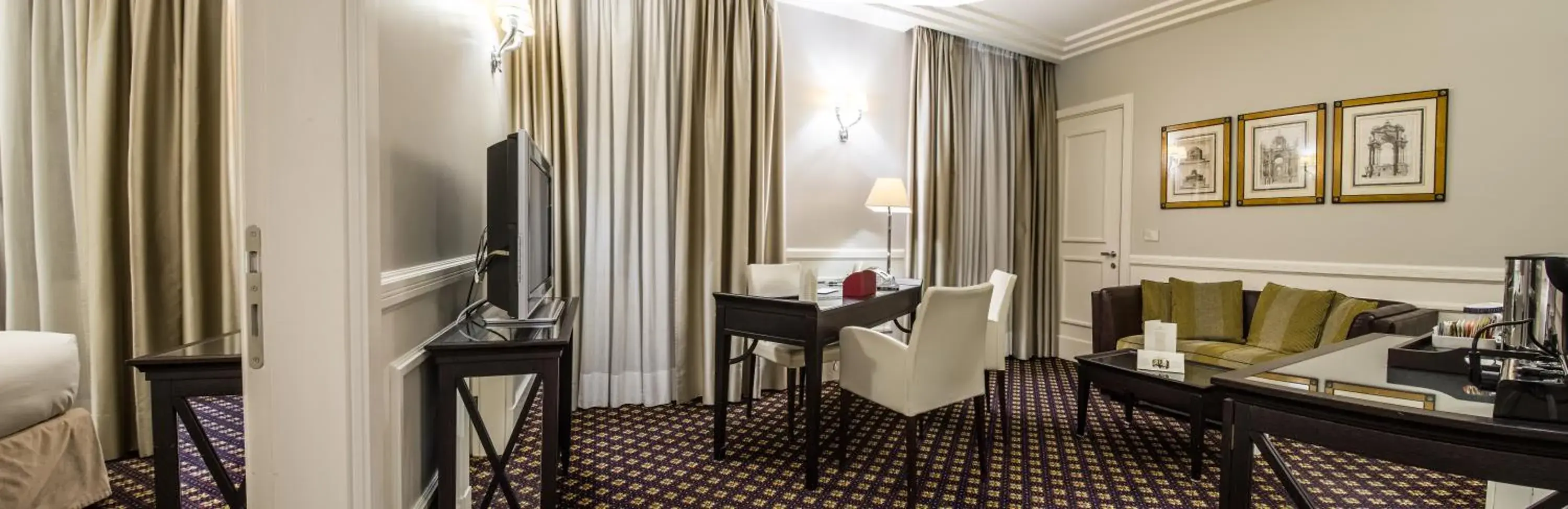 Suite in Grand Hotel Sitea Suite in Grand Hotel Sitea