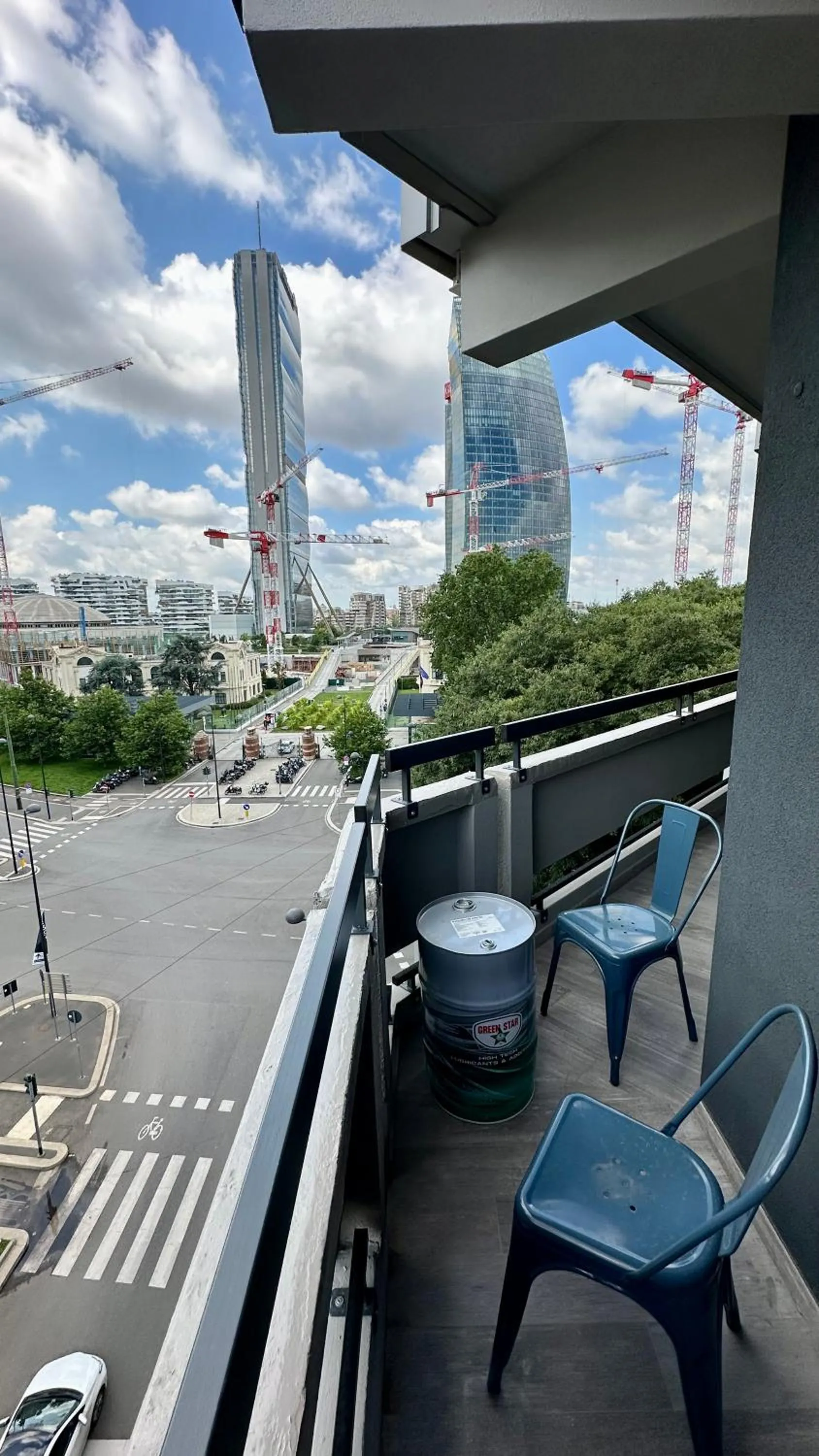 Property building in Admiral Hotel