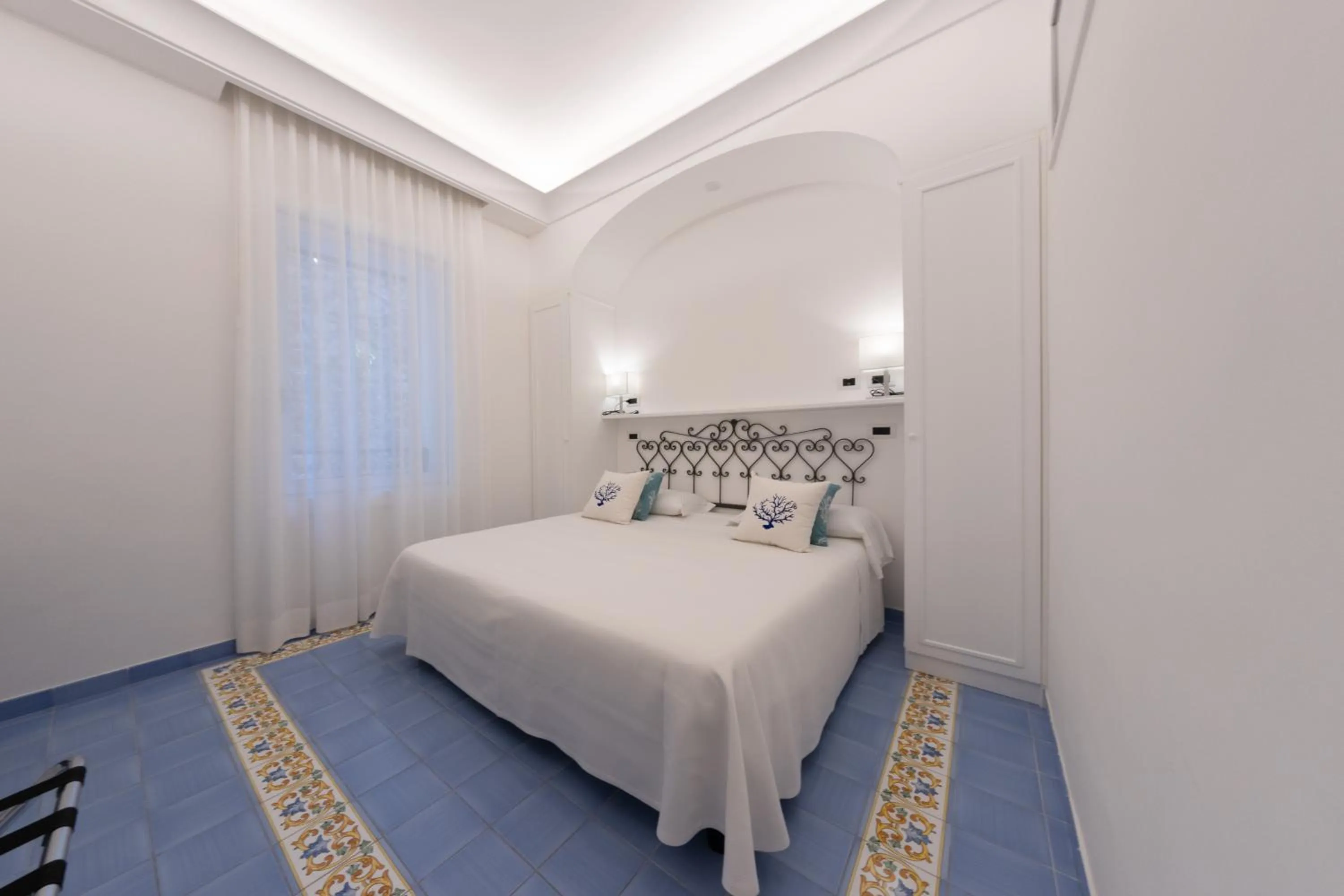 Bedroom, Bed in Hotel Aurora