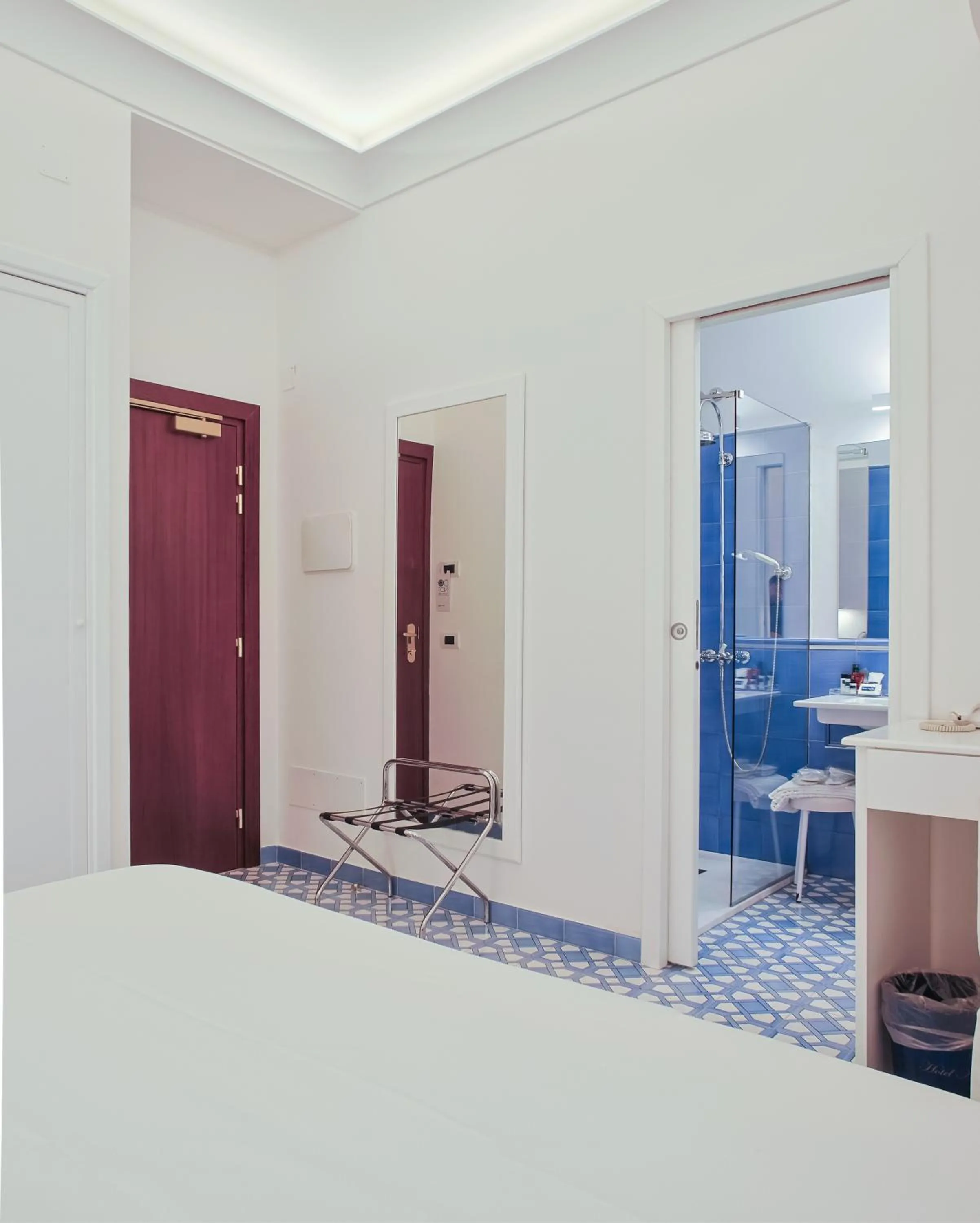 Bathroom in Hotel Aurora