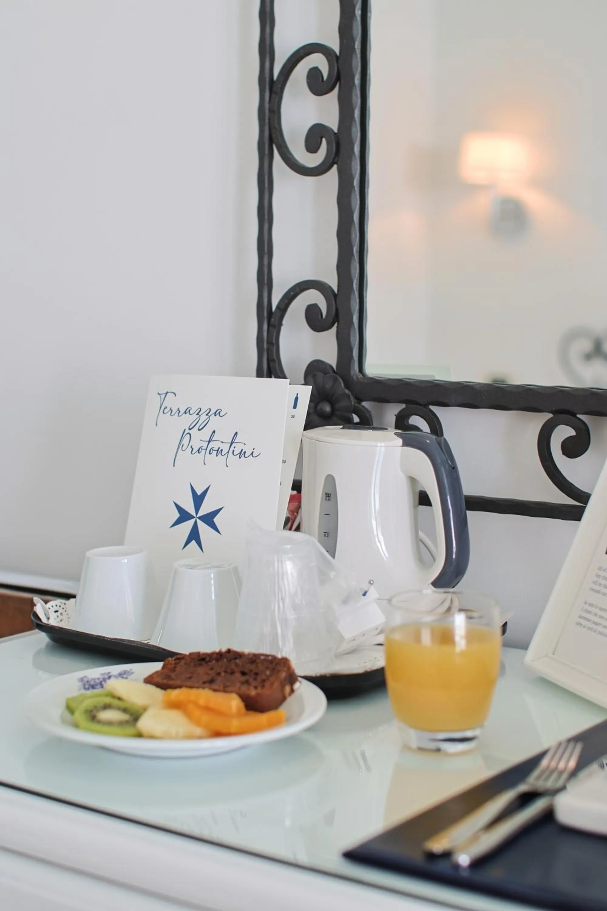 Coffee/tea facilities in Hotel Aurora