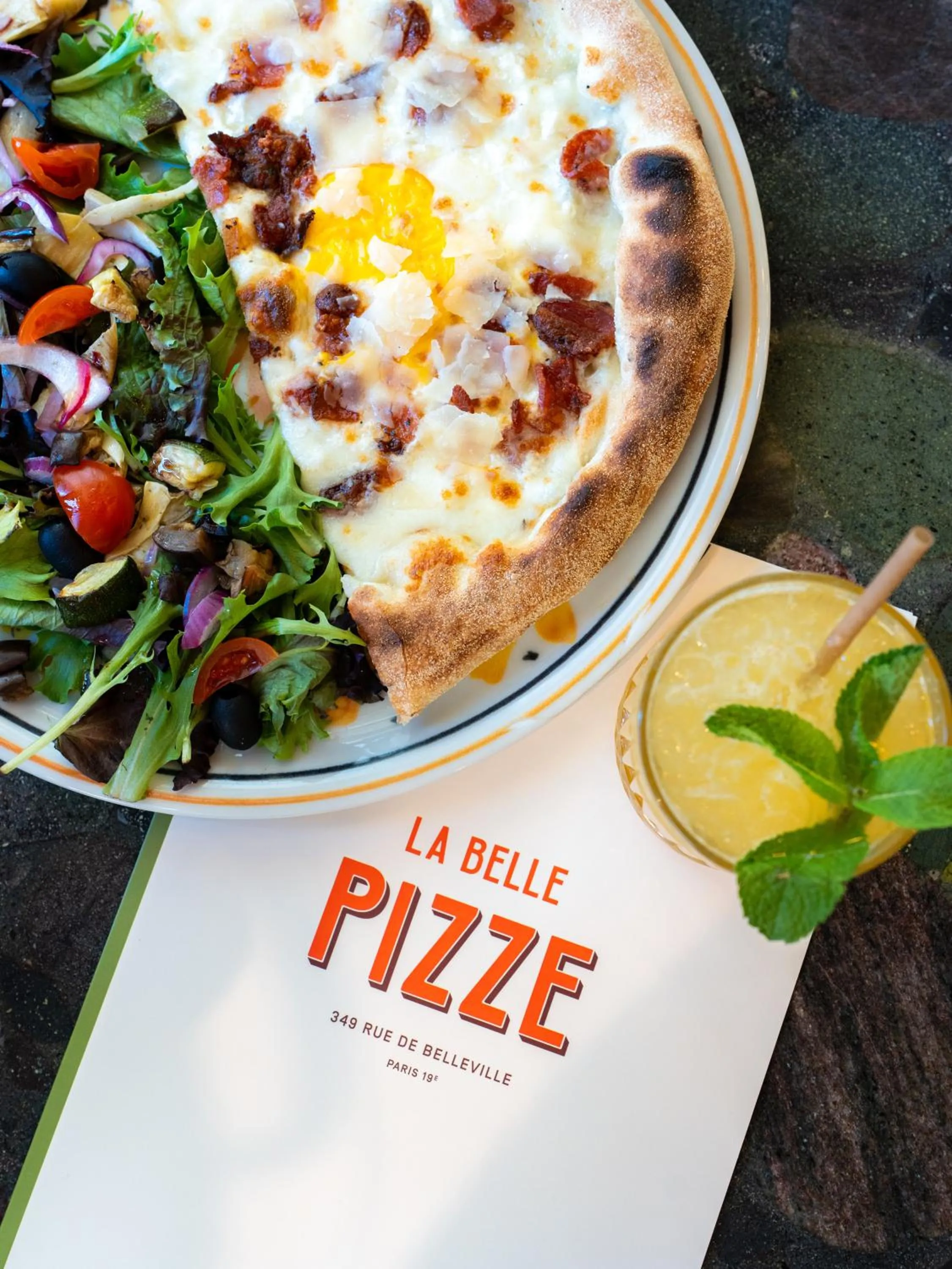 Bedroom in La Belle Ville