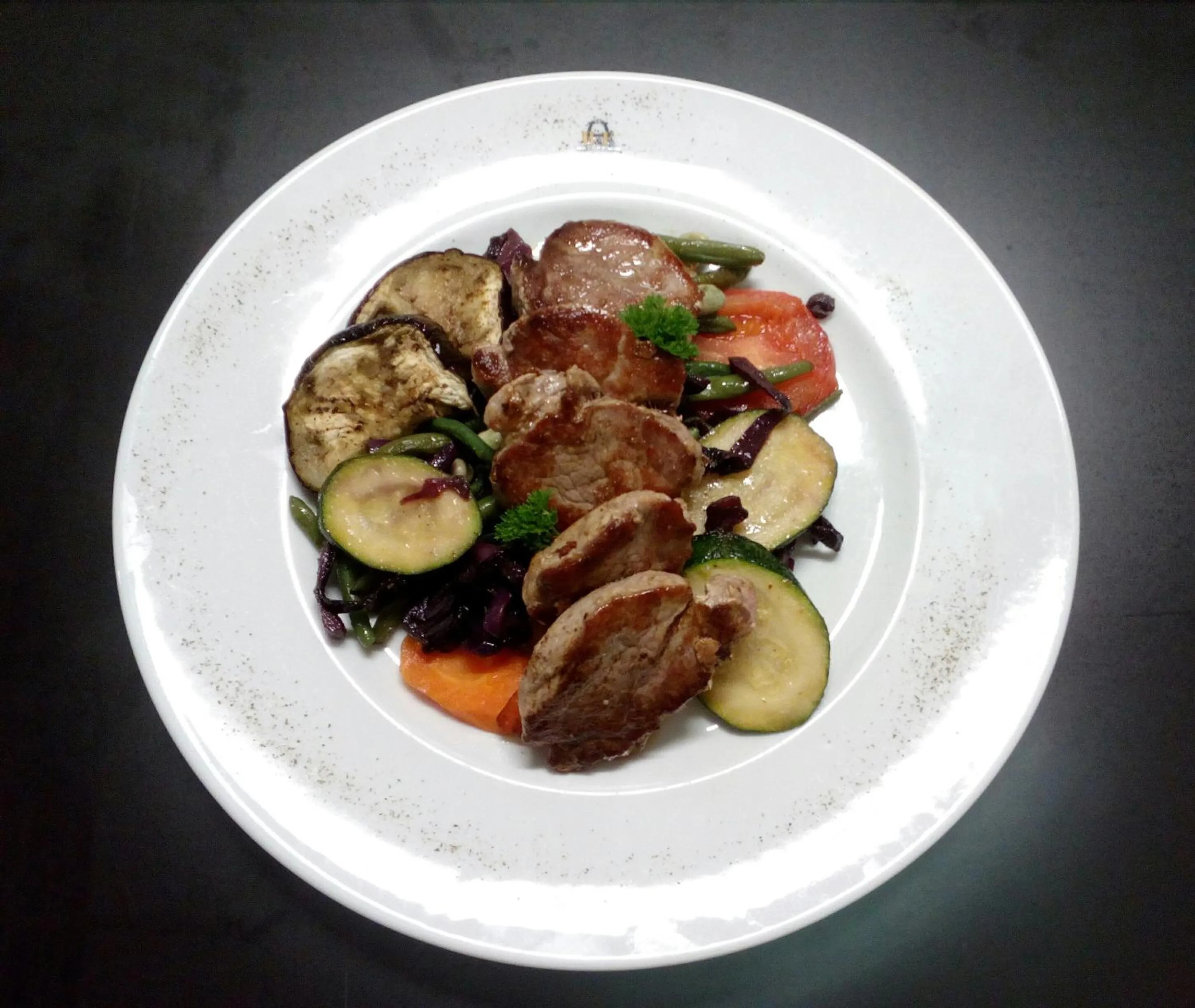 Restaurant/places to eat in Hotel Blaise & Francis