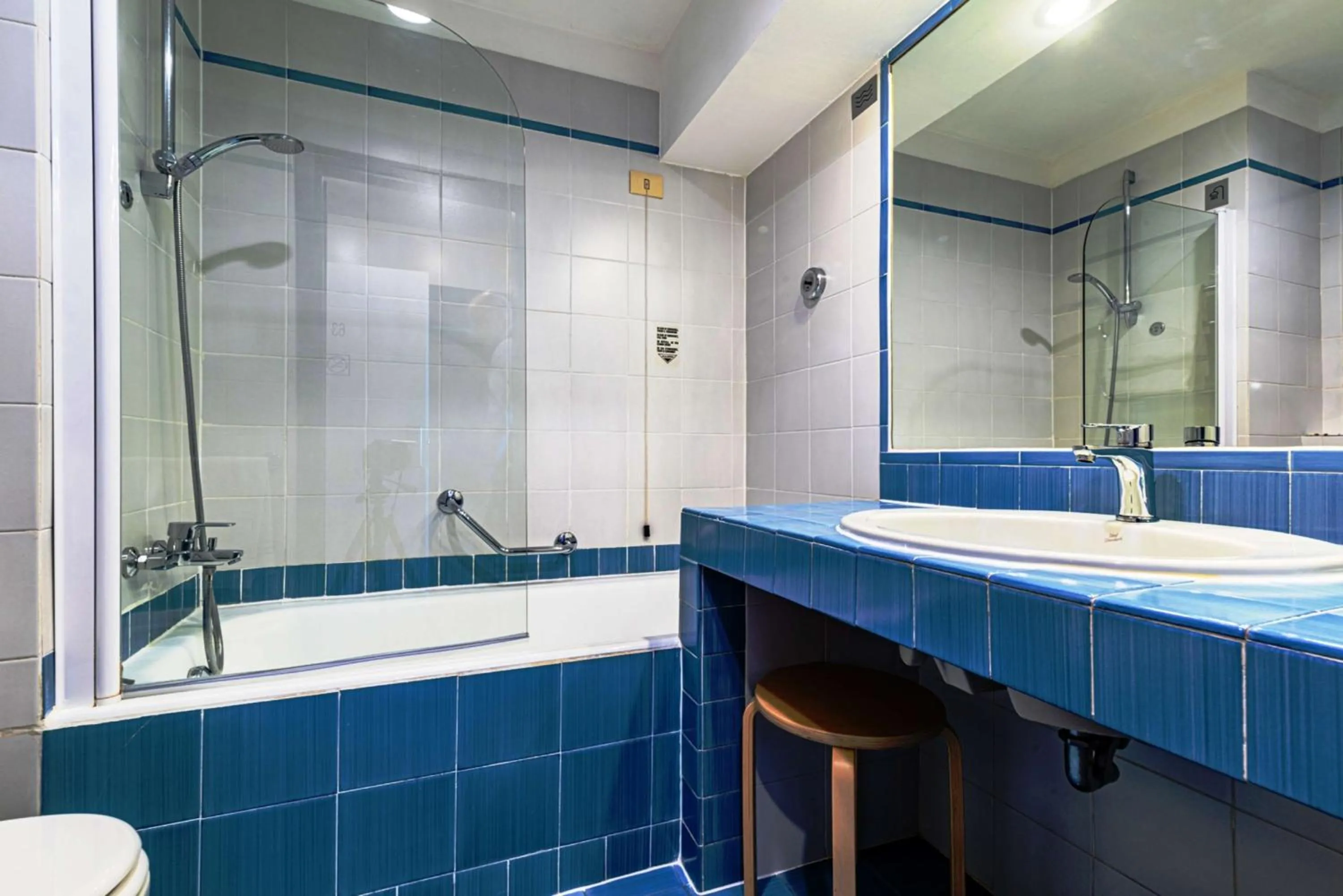 Bathroom in Hotel Blaise & Francis