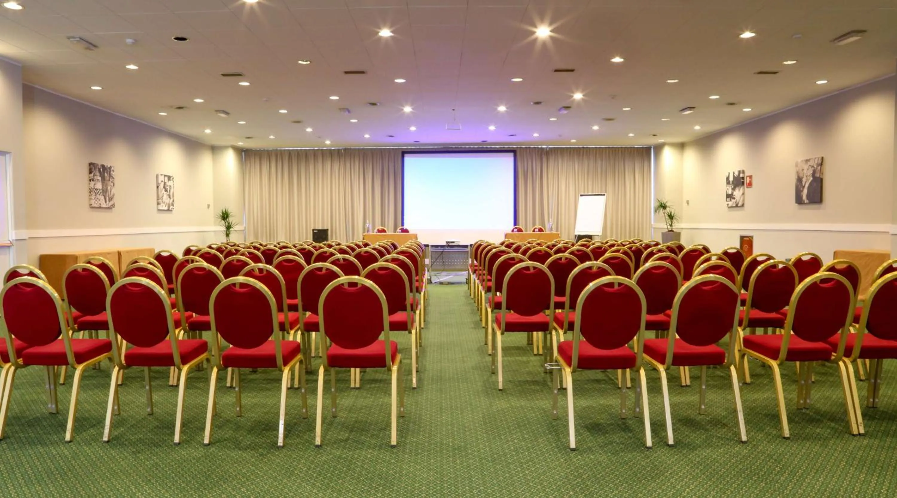 On site in Hotel Blaise & Francis