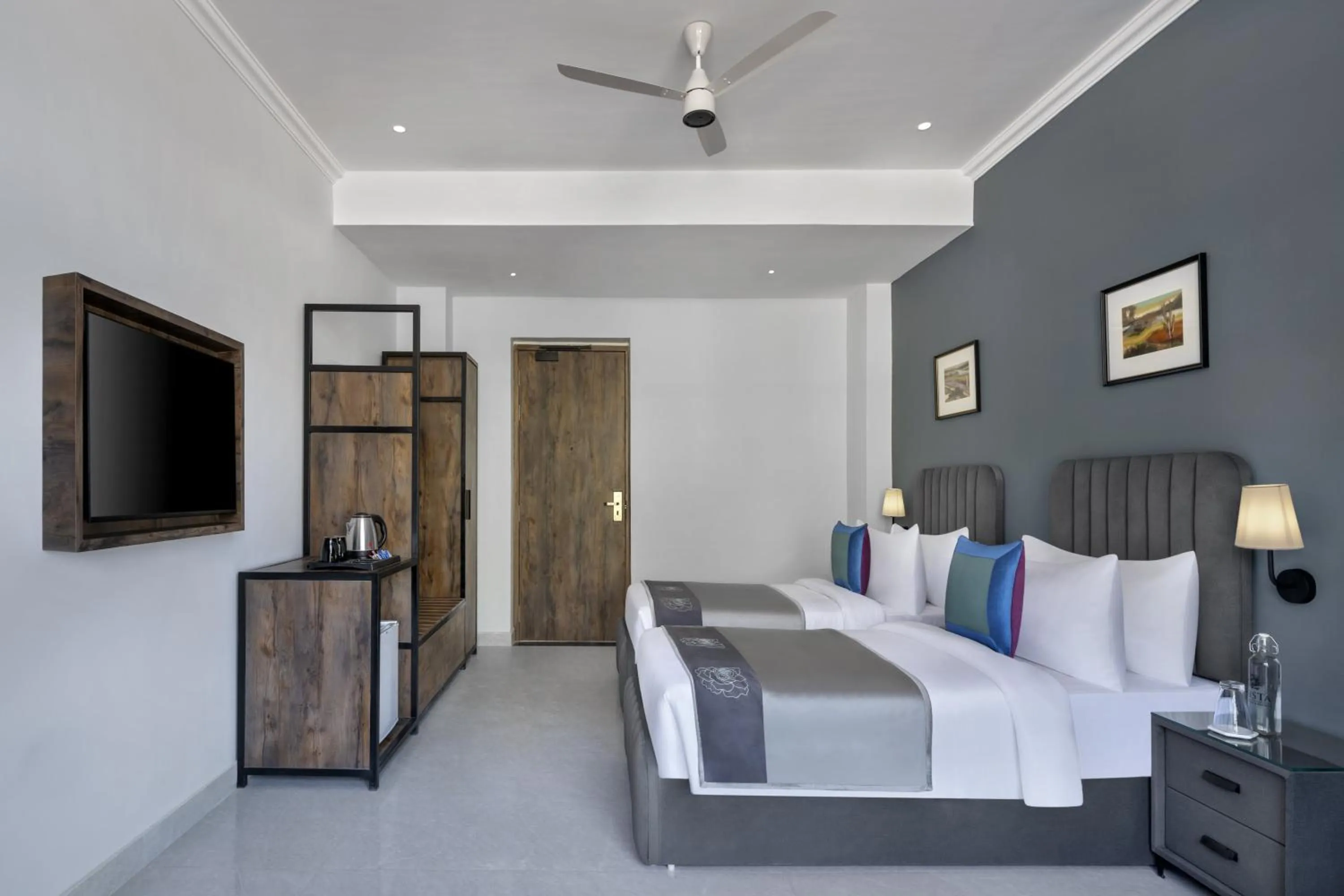 Bed in juSTa Rasa Retreat & Spa Rishikesh