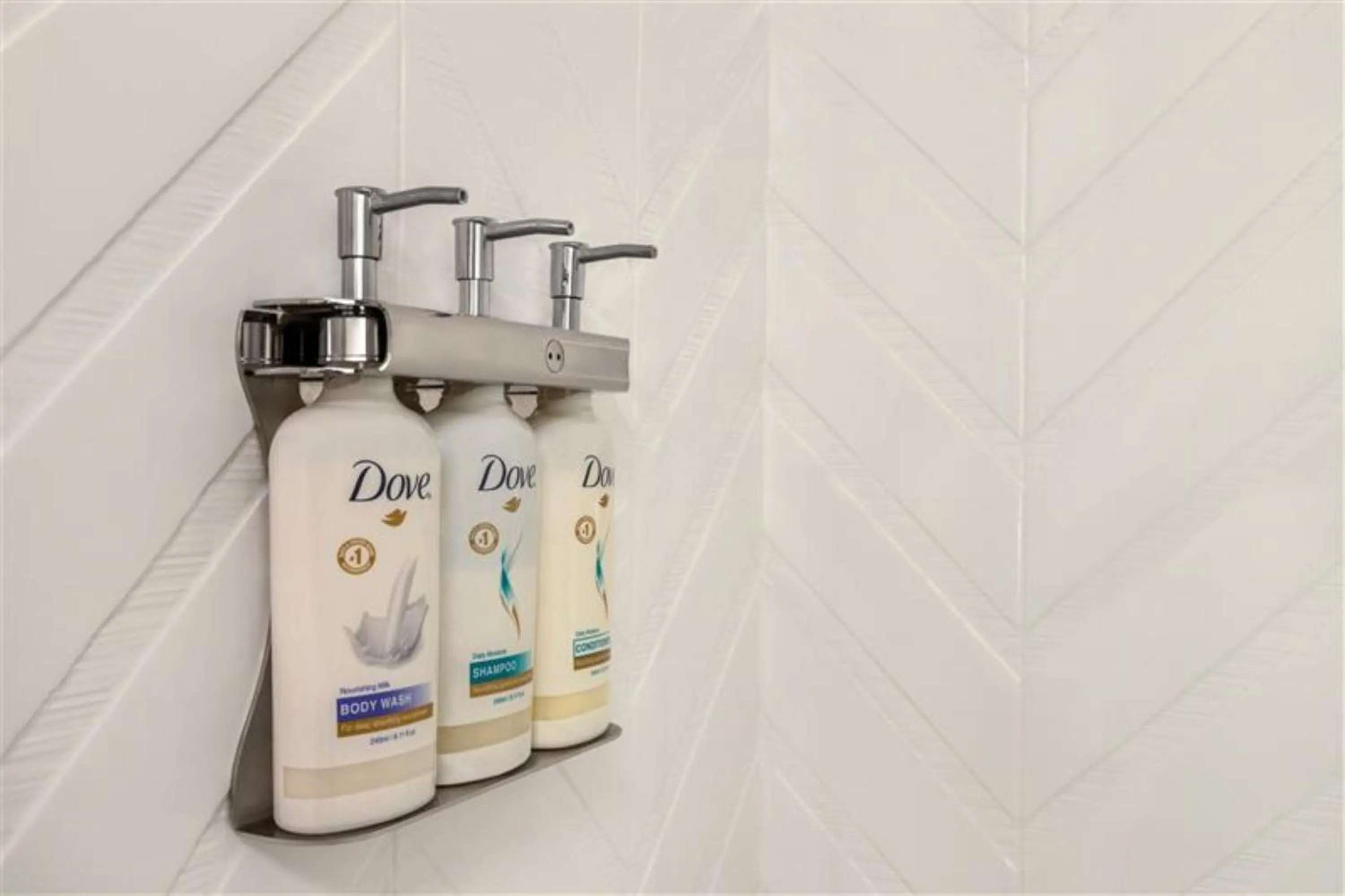 Photo of the whole room in Holiday Inn & Suites Detroit - Troy by IHG