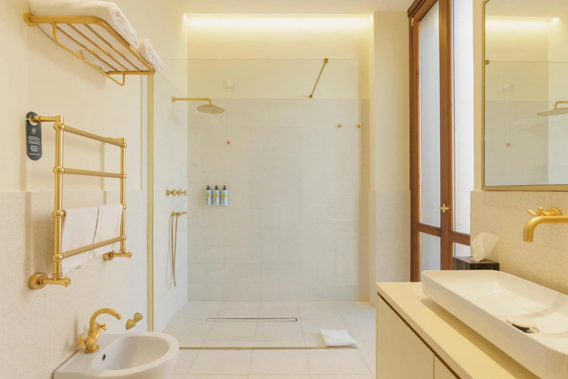 Bathroom in Sentho Roma