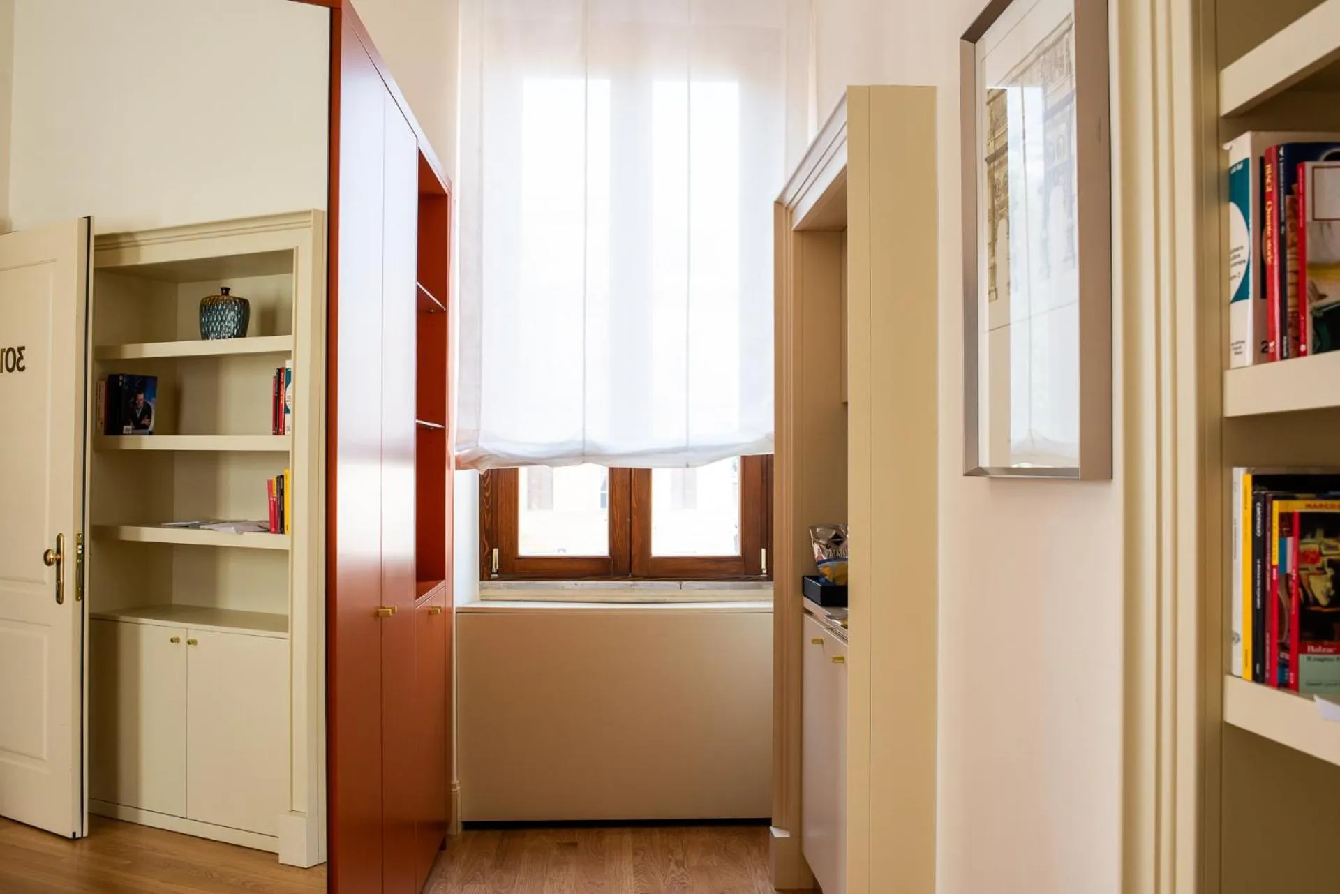 Decorative detail in Sentho Roma