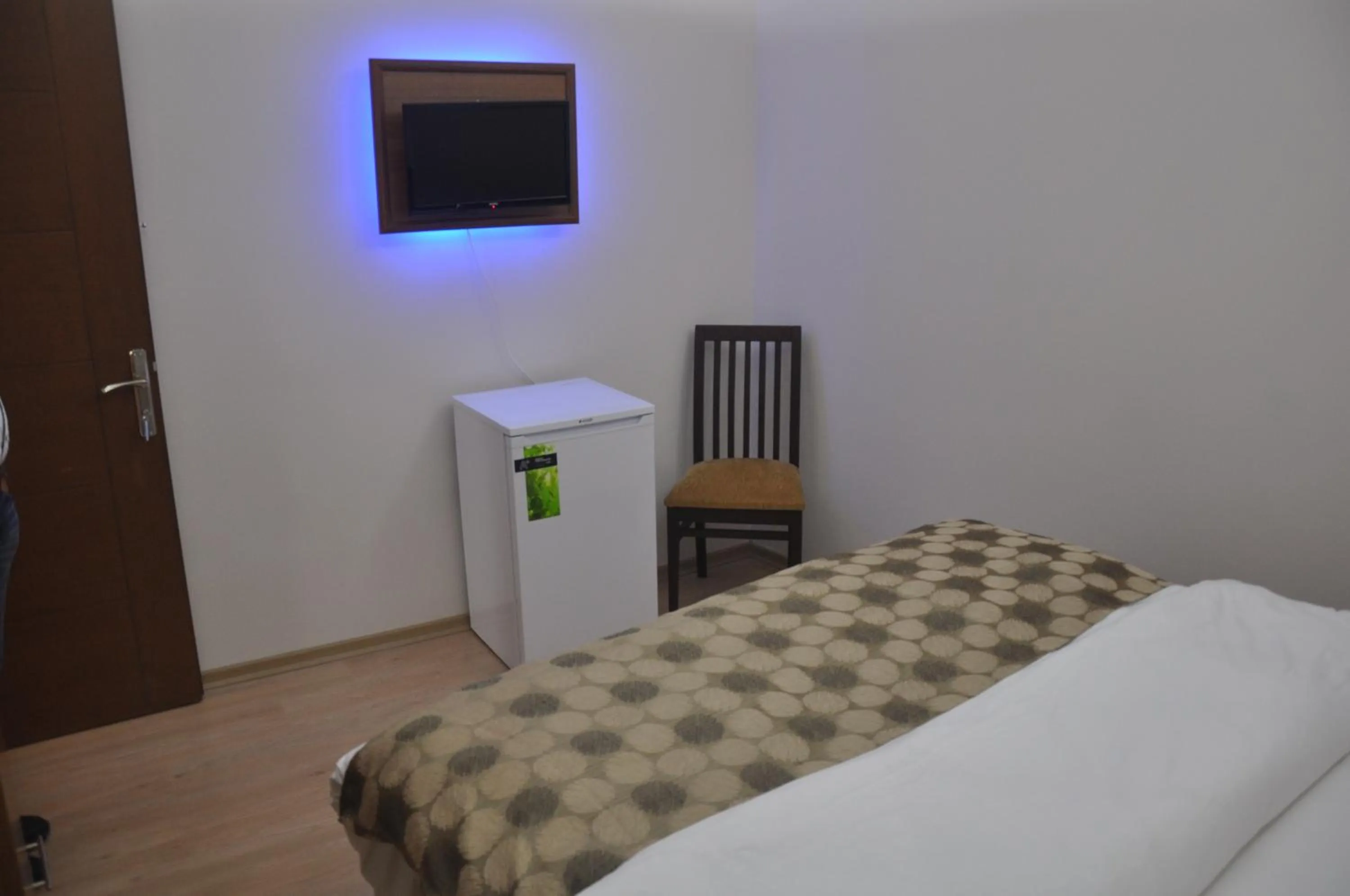 Photo of the whole room, Bed in Villa Vongole