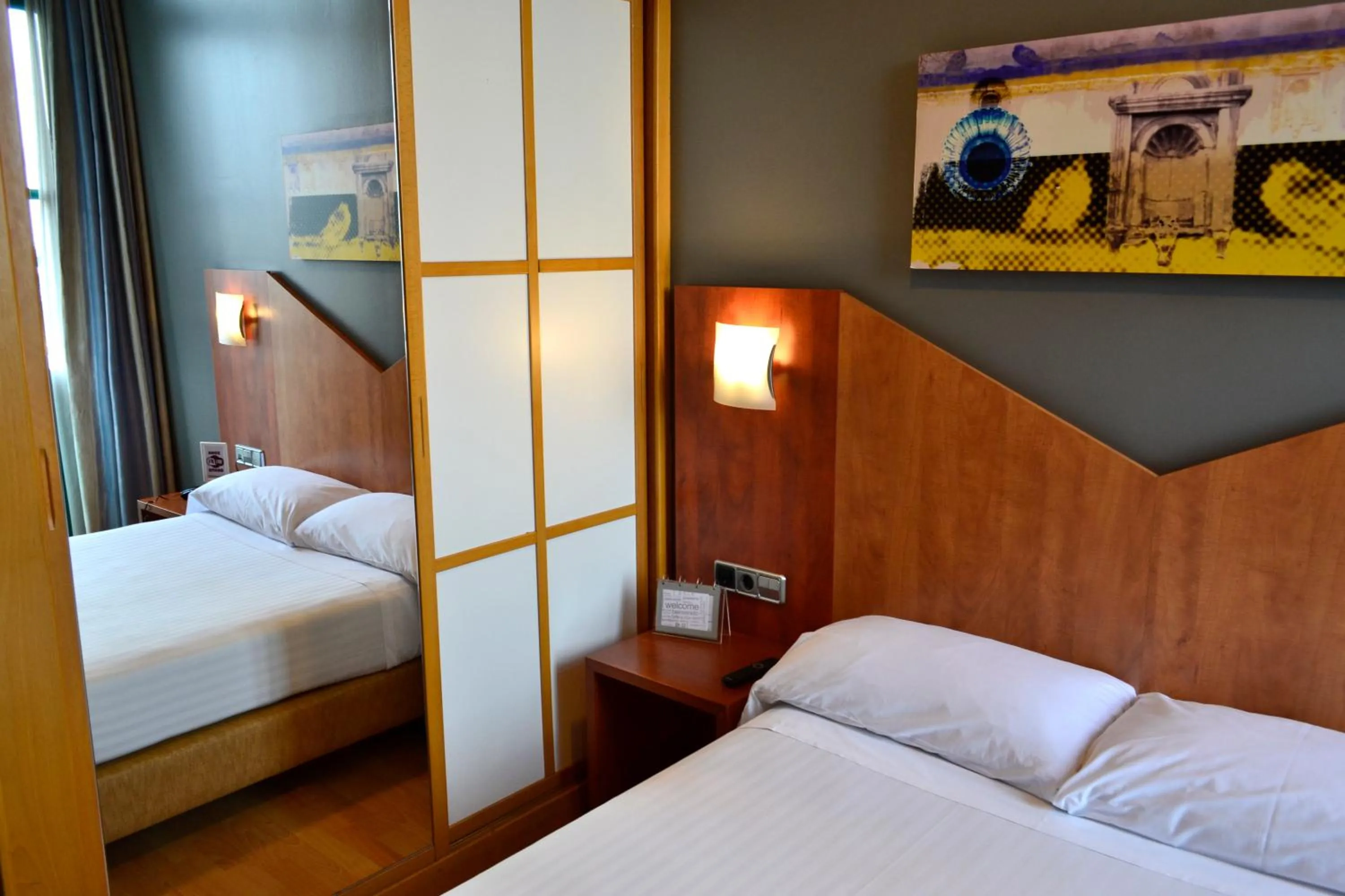 Bed in Hotel Alda Palacio Valdés